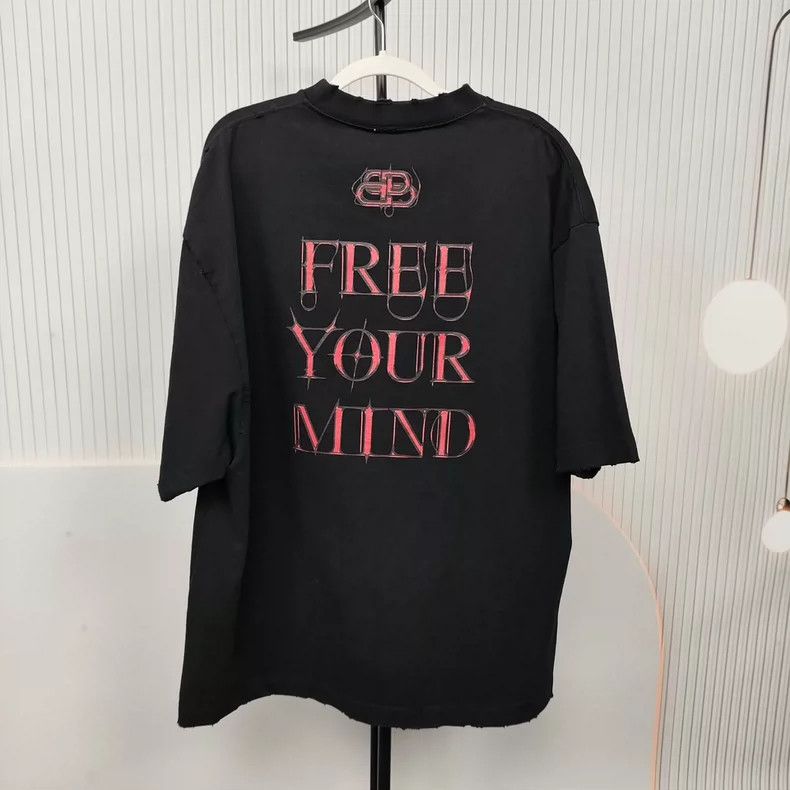 Balenciaga Balenciaga Men's Black Graphic Short Sleeve - dmc Size US M / EU 48-50 / 2 - 2 Thumbnail