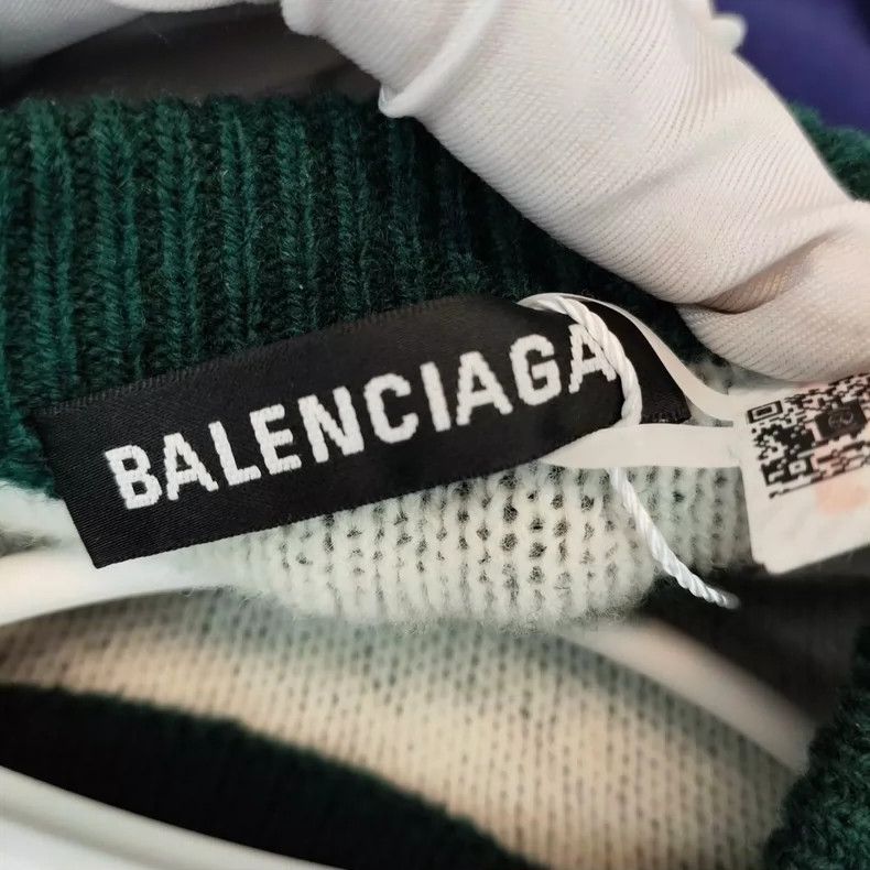 Balenciaga Balenciaga Green Logo Sweater - dmc Size US S / EU 44-46 / 1 - 3 Thumbnail