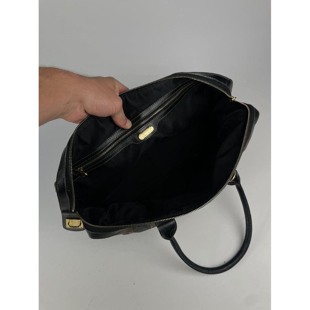 Fendi Baguette Brown Leather Travel Bag Size ONE SIZE - 2 Thumbnail