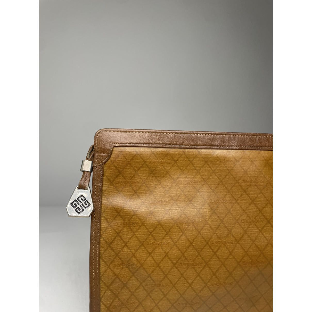 Givenchy Bow Cut Brown Leather Clutch Bag Size ONE SIZE - 3 Thumbnail