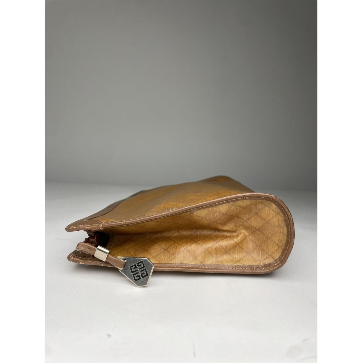 Givenchy Bow Cut Brown Leather Clutch Bag Size ONE SIZE - 4 Thumbnail