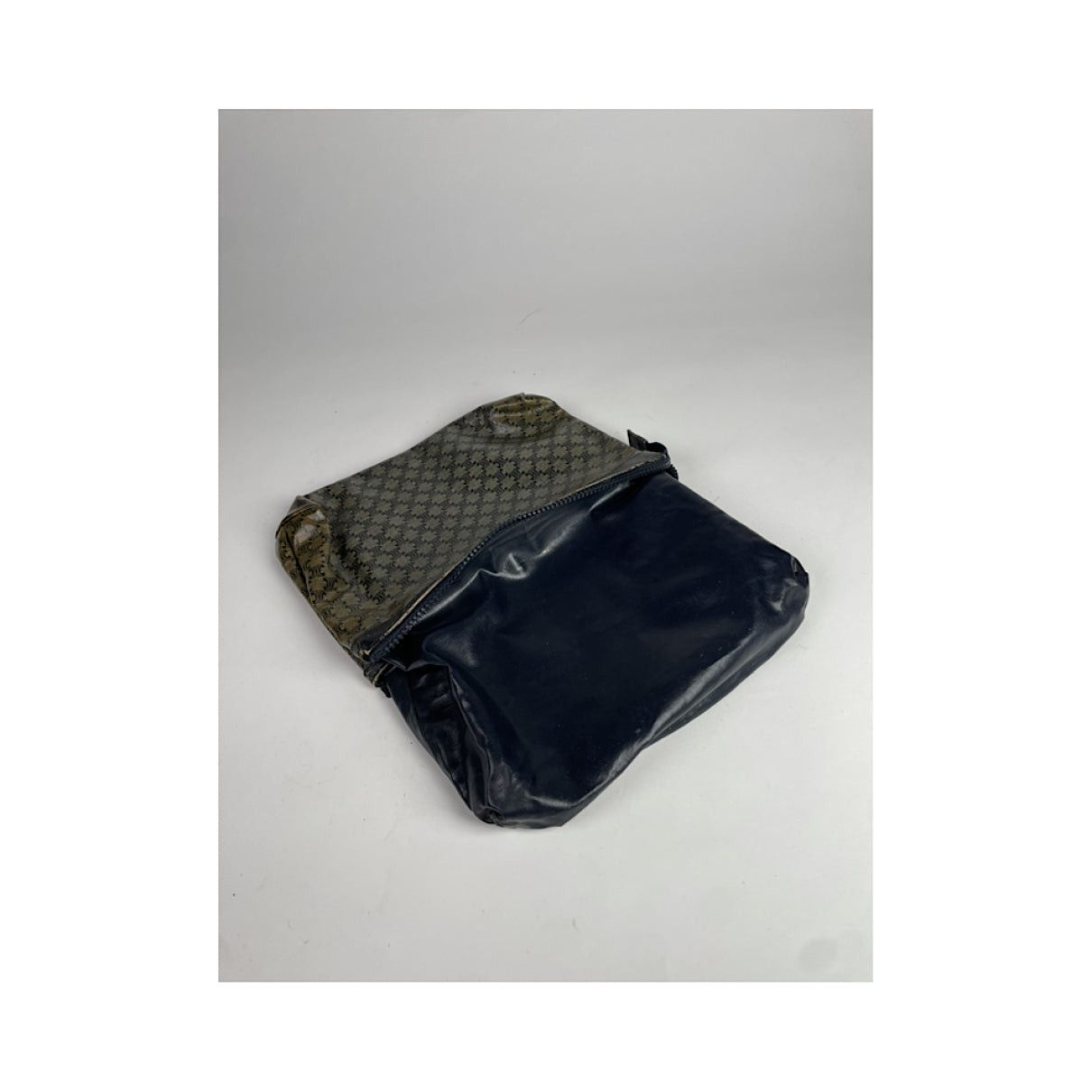 Celine Trotteur Grey Leather Clutch Bag Size ONE SIZE - 4 Thumbnail