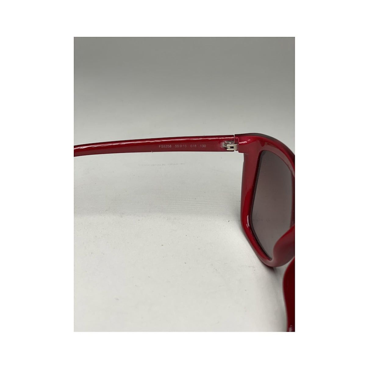 Fendi Red Plastic Sunglasses Size ONE SIZE - 5 Thumbnail