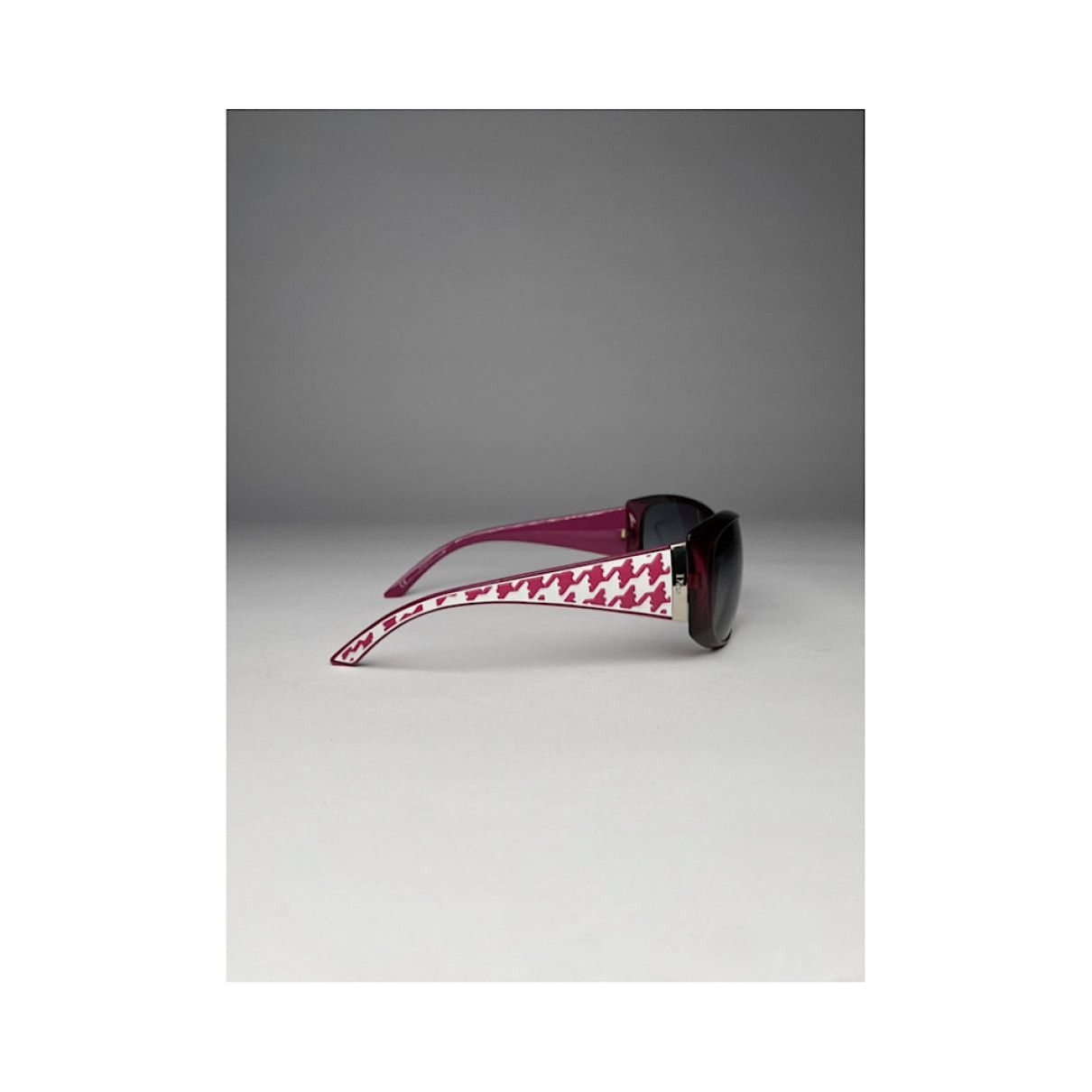 Dior Pink Plastic Sunglasses Size ONE SIZE - 4 Thumbnail