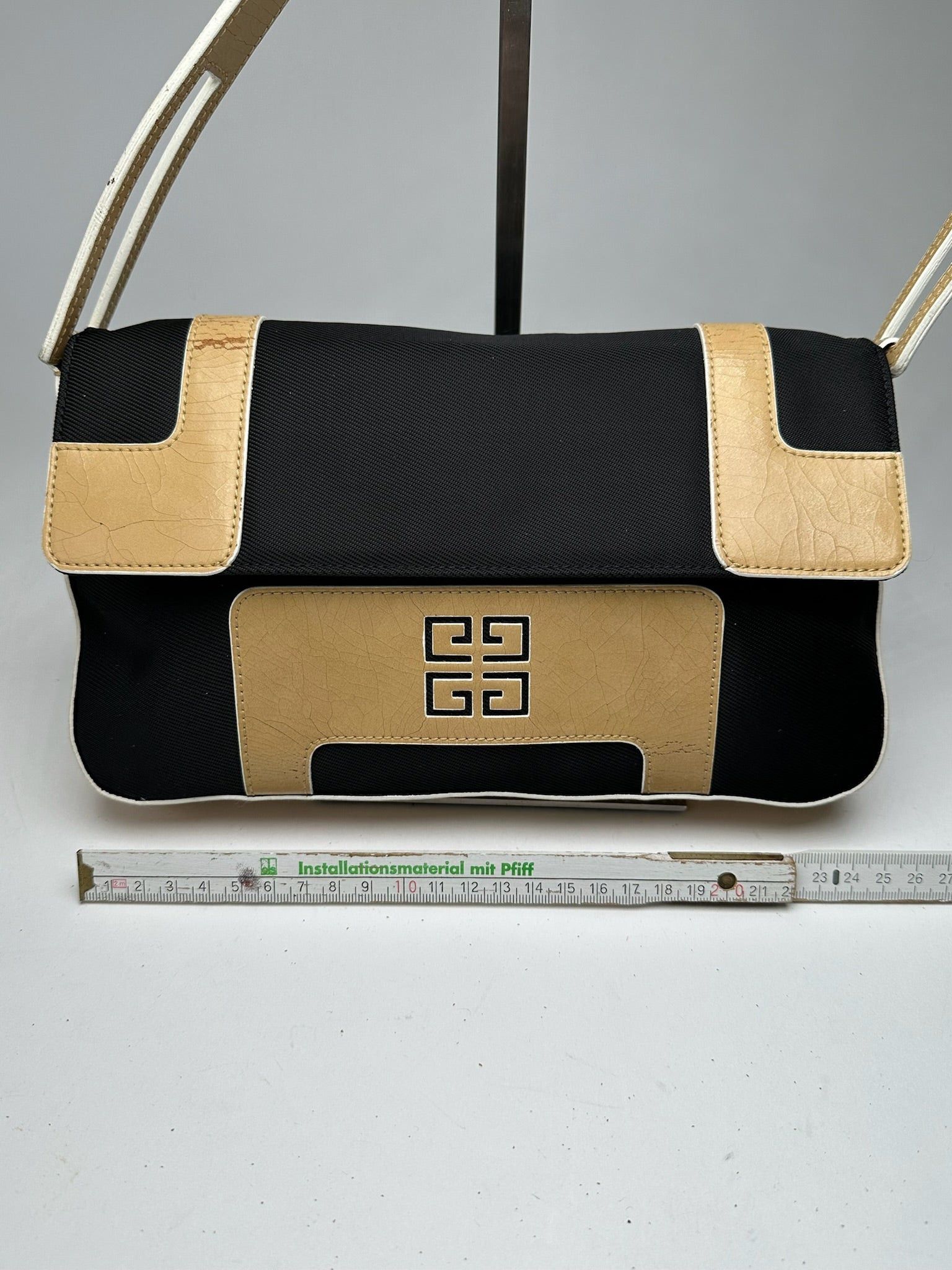 Givenchy Vintage 4G leather Bag black Brown Size ONE SIZE - 15 Thumbnail