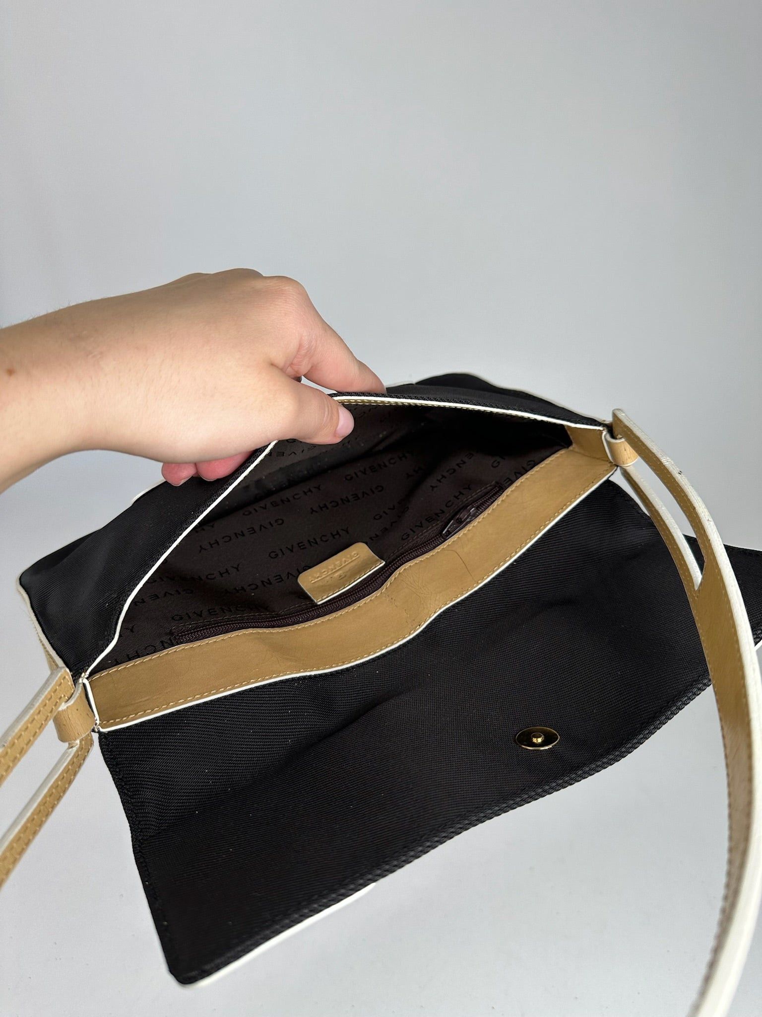 Givenchy Vintage 4G leather Bag black Brown Size ONE SIZE - 6 Thumbnail