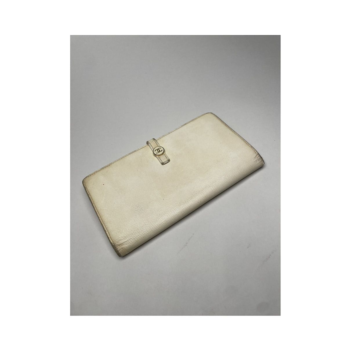 Chanel Timeless/Classique White Leather Wallet Size ONE SIZE - 3 Thumbnail