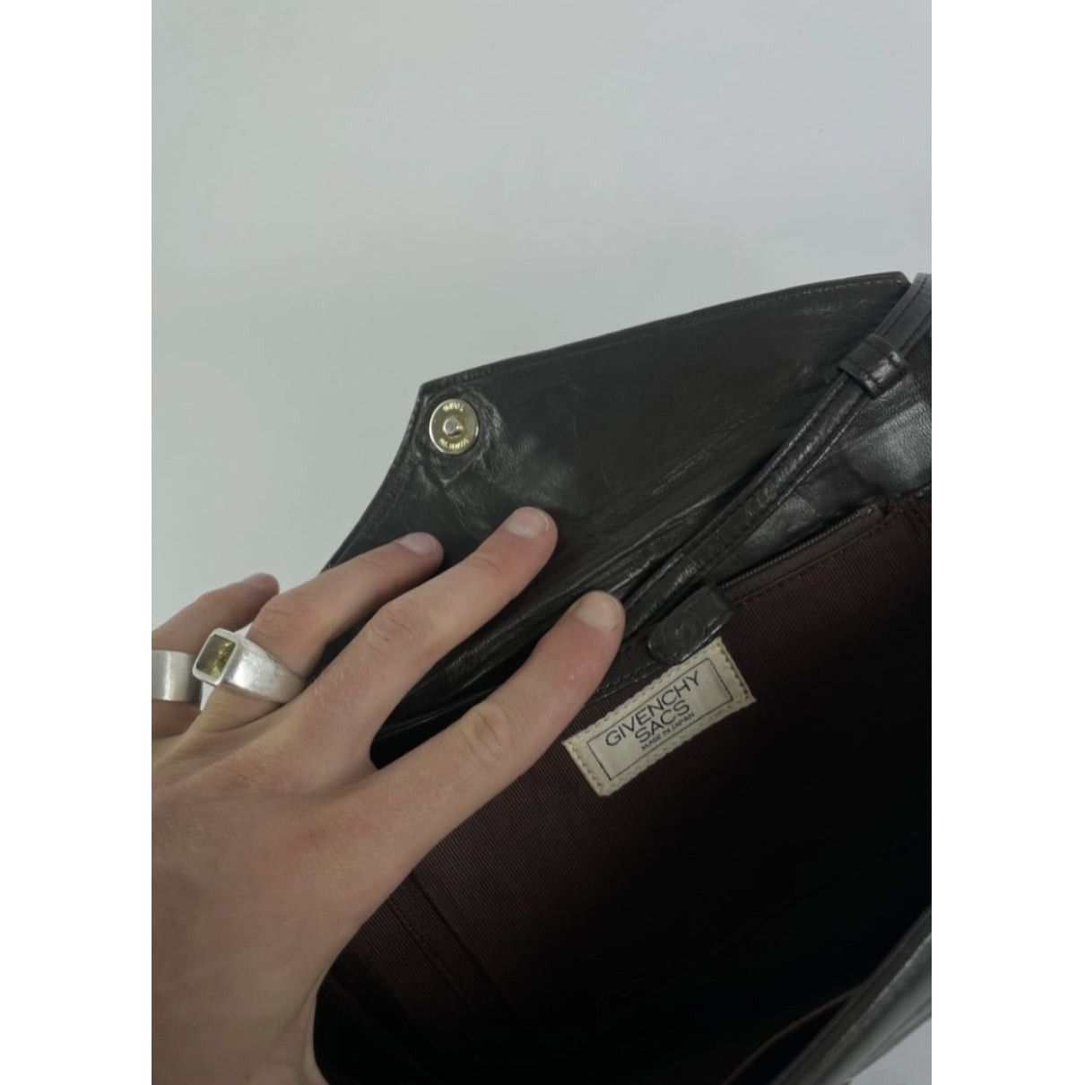 Givenchy Emblem Brown Leather Handbag Size ONE SIZE - 3 Thumbnail