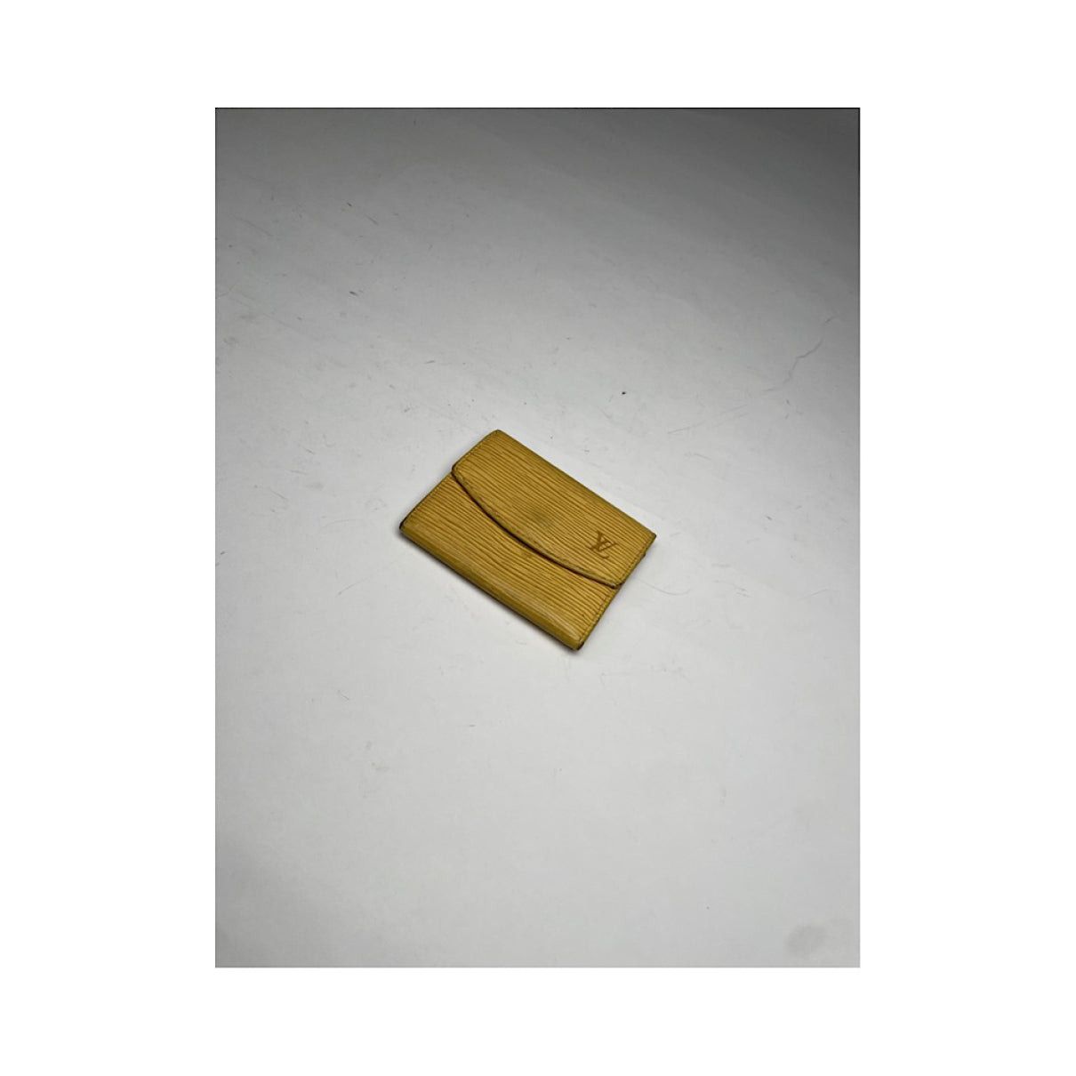 Louis Vuitton Yellow Leather Purse Size ONE SIZE - 5 Thumbnail