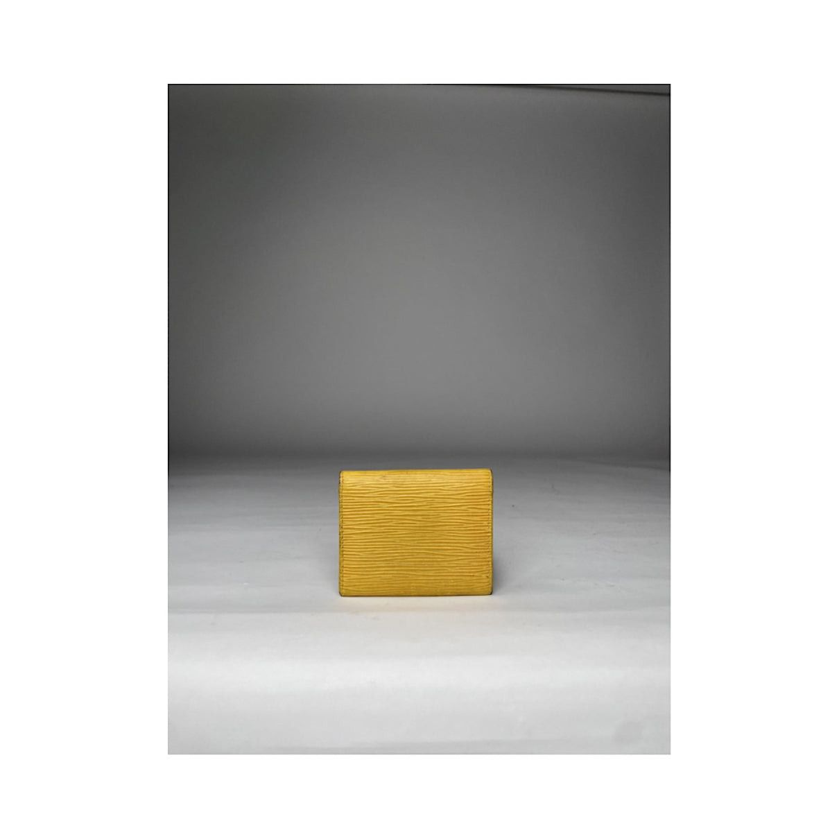 Louis Vuitton Yellow Leather Purse Size ONE SIZE - 2 Thumbnail