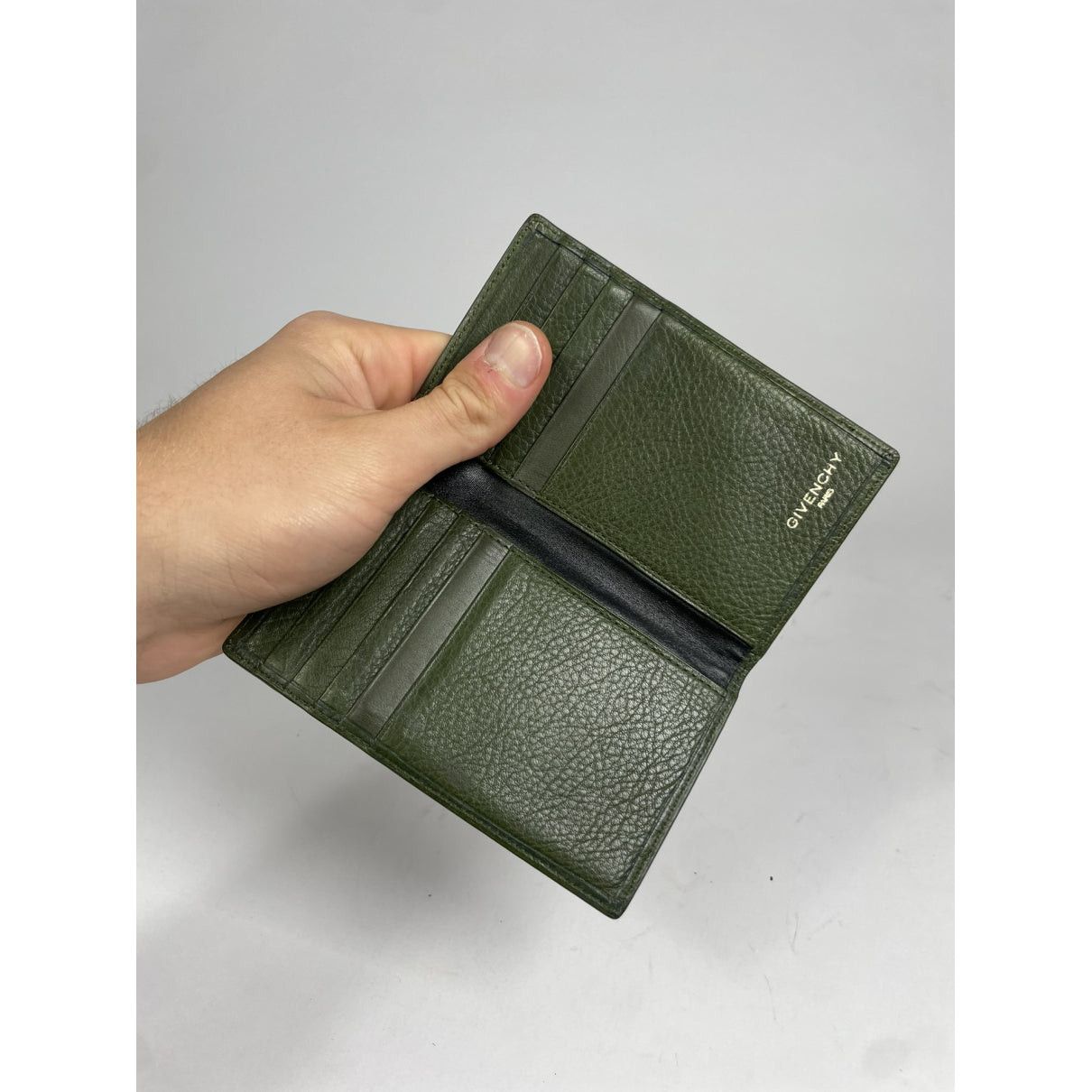 Givenchy Green Leather Purse Size ONE SIZE - 4 Thumbnail