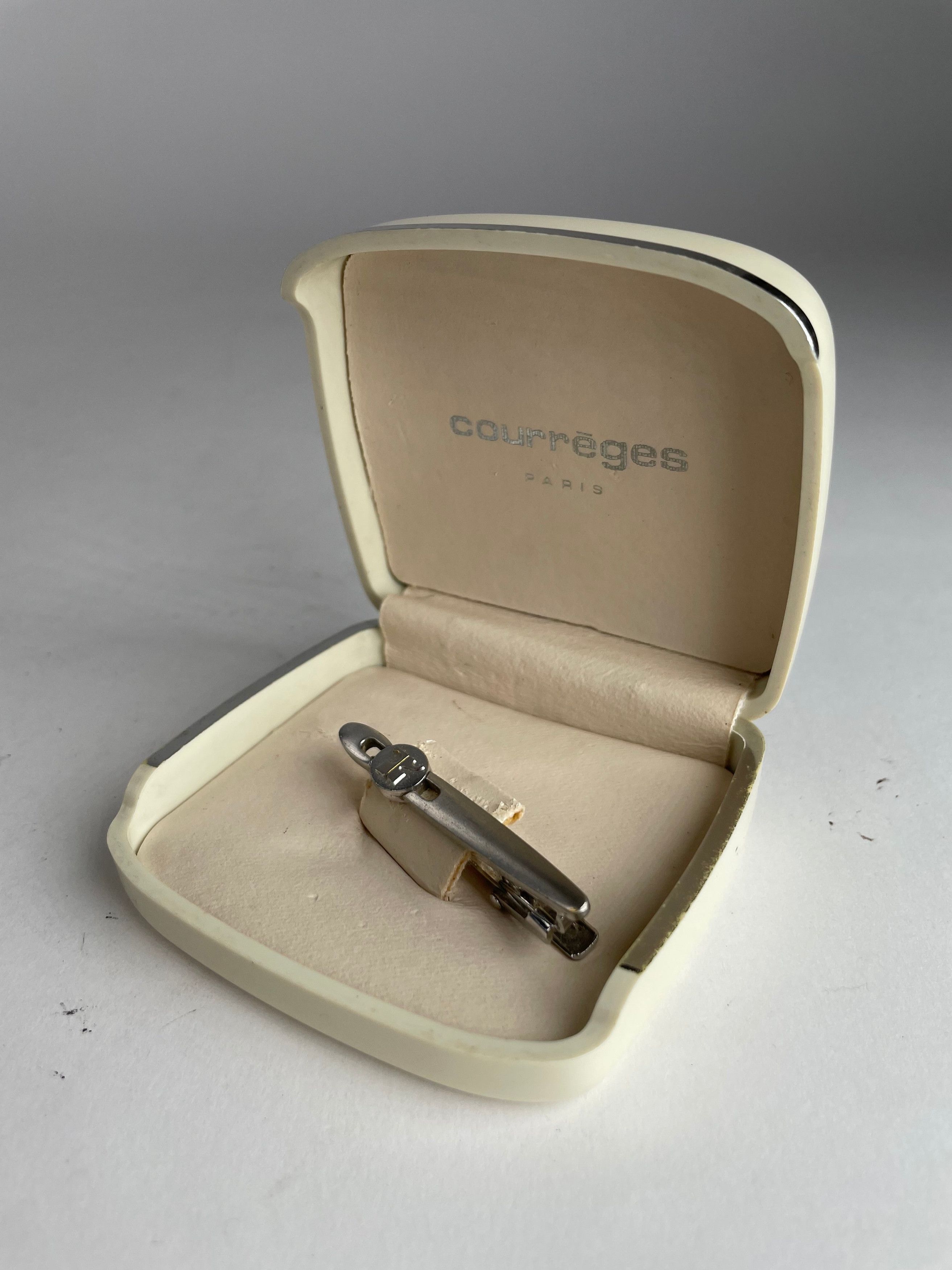 Courreges Vintage Tie / Money Clamp Silver Size ONE SIZE - 11 Thumbnail