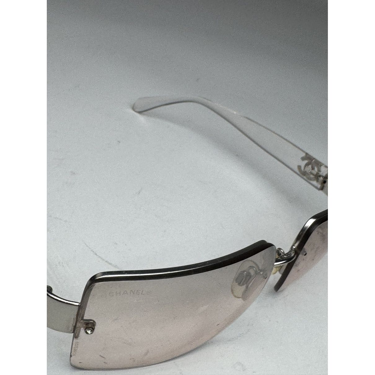 Chanel Silver Plastic Sunglasses Size ONE SIZE - 3 Thumbnail