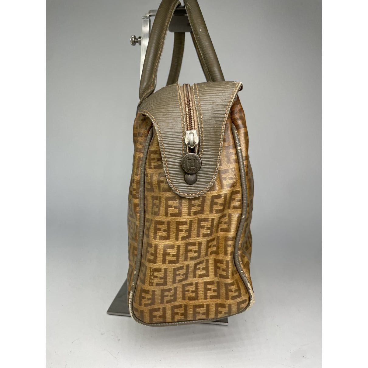 Fendi Baguette Brown Patent Leather Handbag Size ONE SIZE - 4 Thumbnail