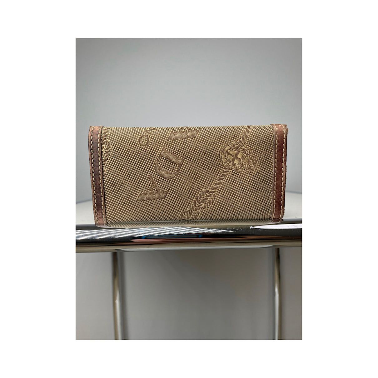 Prada Grey Leather Purse Size ONE SIZE - 3 Thumbnail
