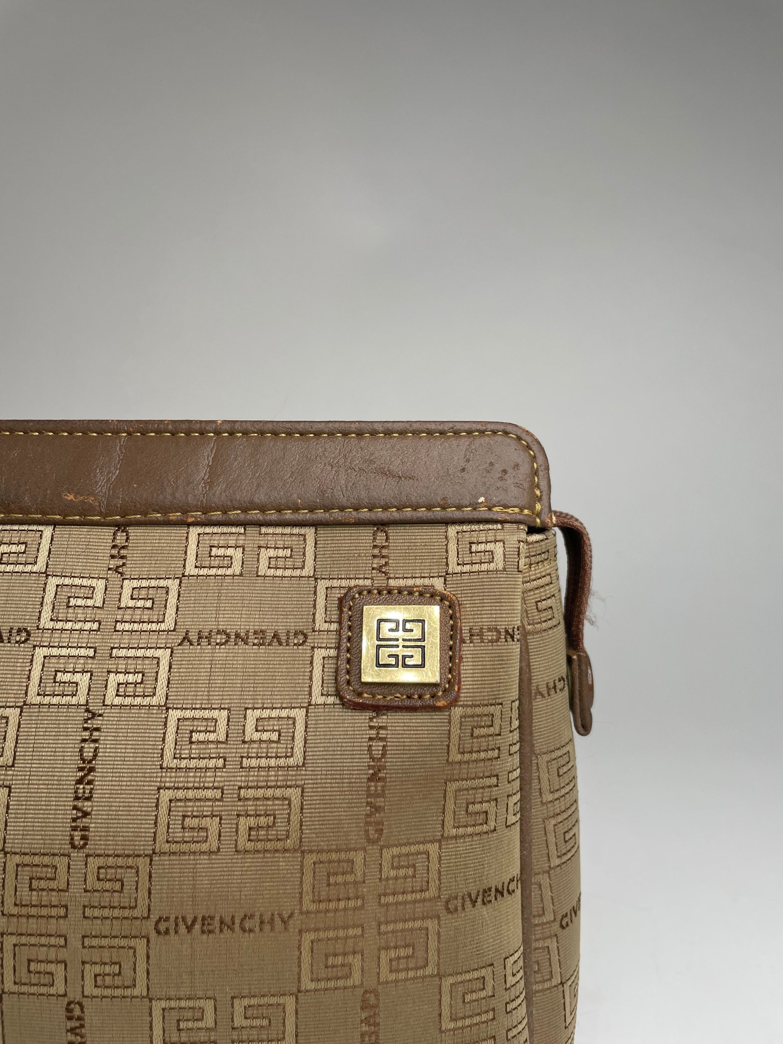 Givenchy Vintage GV3 Monogram Clutch Brown Size ONE SIZE - 2 Thumbnail
