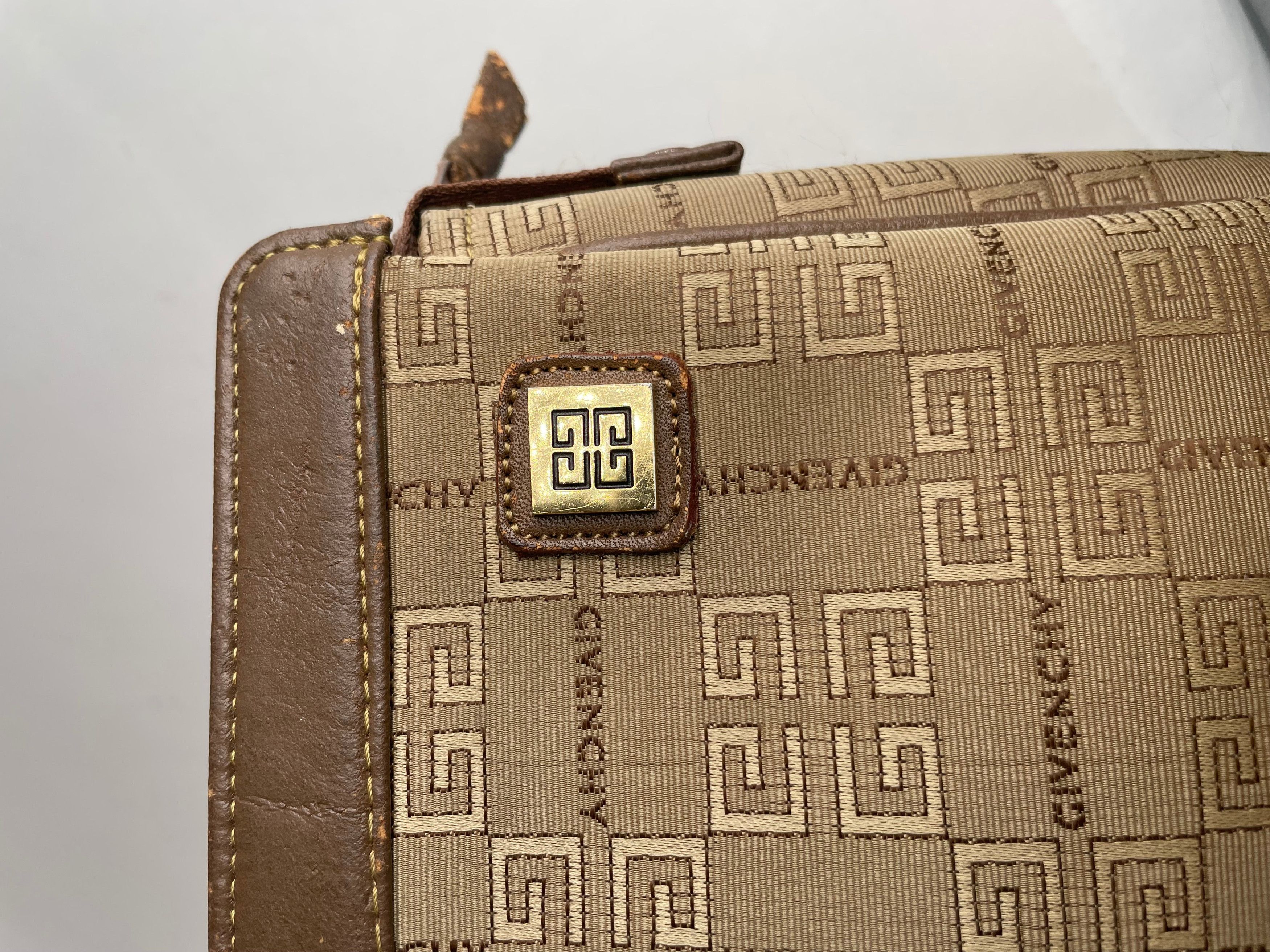 Givenchy Vintage GV3 Monogram Clutch Brown Size ONE SIZE - 13 Thumbnail
