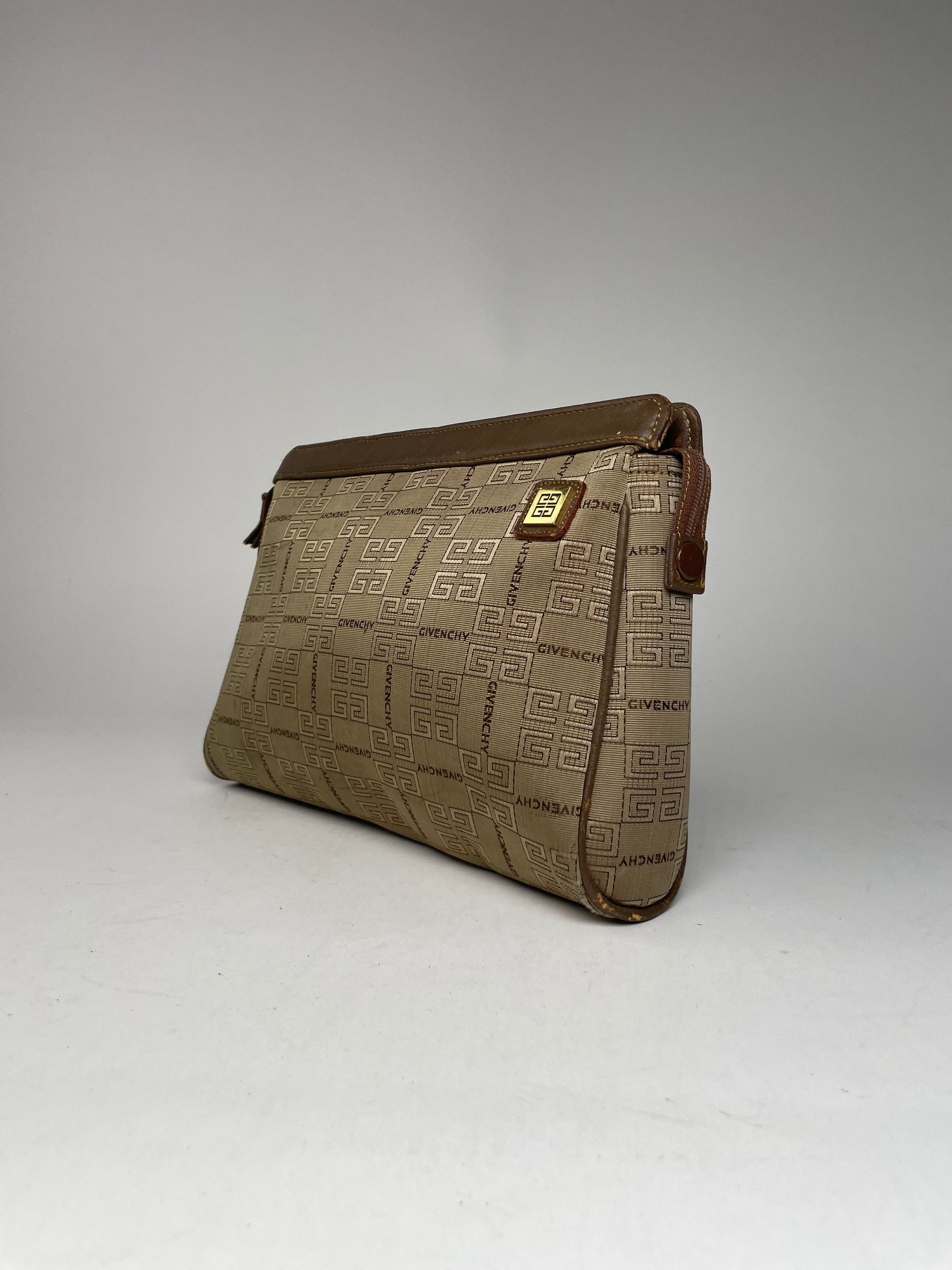 Givenchy Vintage GV3 Monogram Clutch Brown Size ONE SIZE - 8 Thumbnail