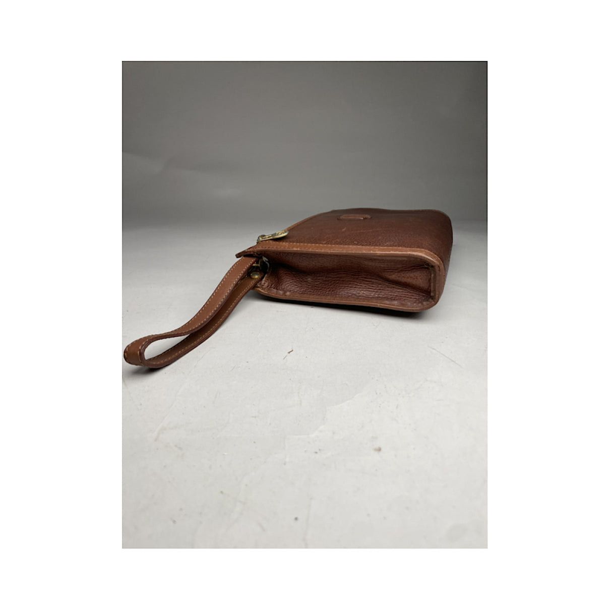 Celine Triomphe Vintage Brown Leather Clutch Bag Size ONE SIZE - 2 Thumbnail