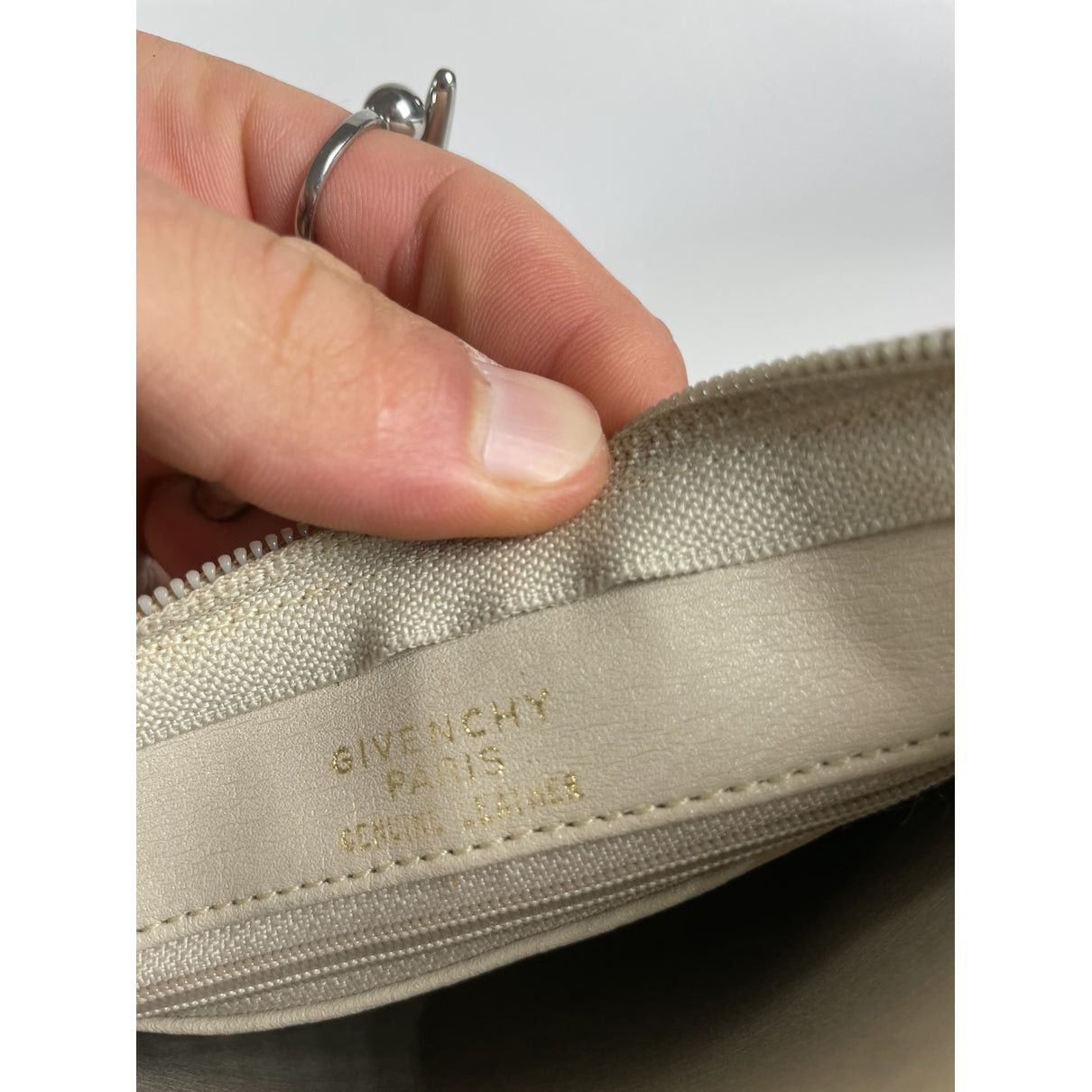 Givenchy 4G White Leather Handbag Size ONE SIZE - 5 Thumbnail