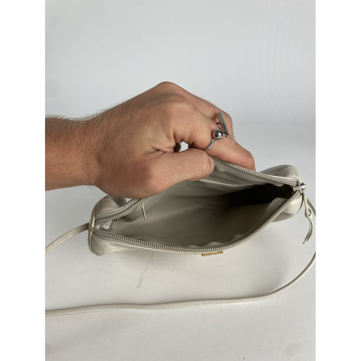 Givenchy 4G White Leather Handbag Size ONE SIZE - 4 Thumbnail