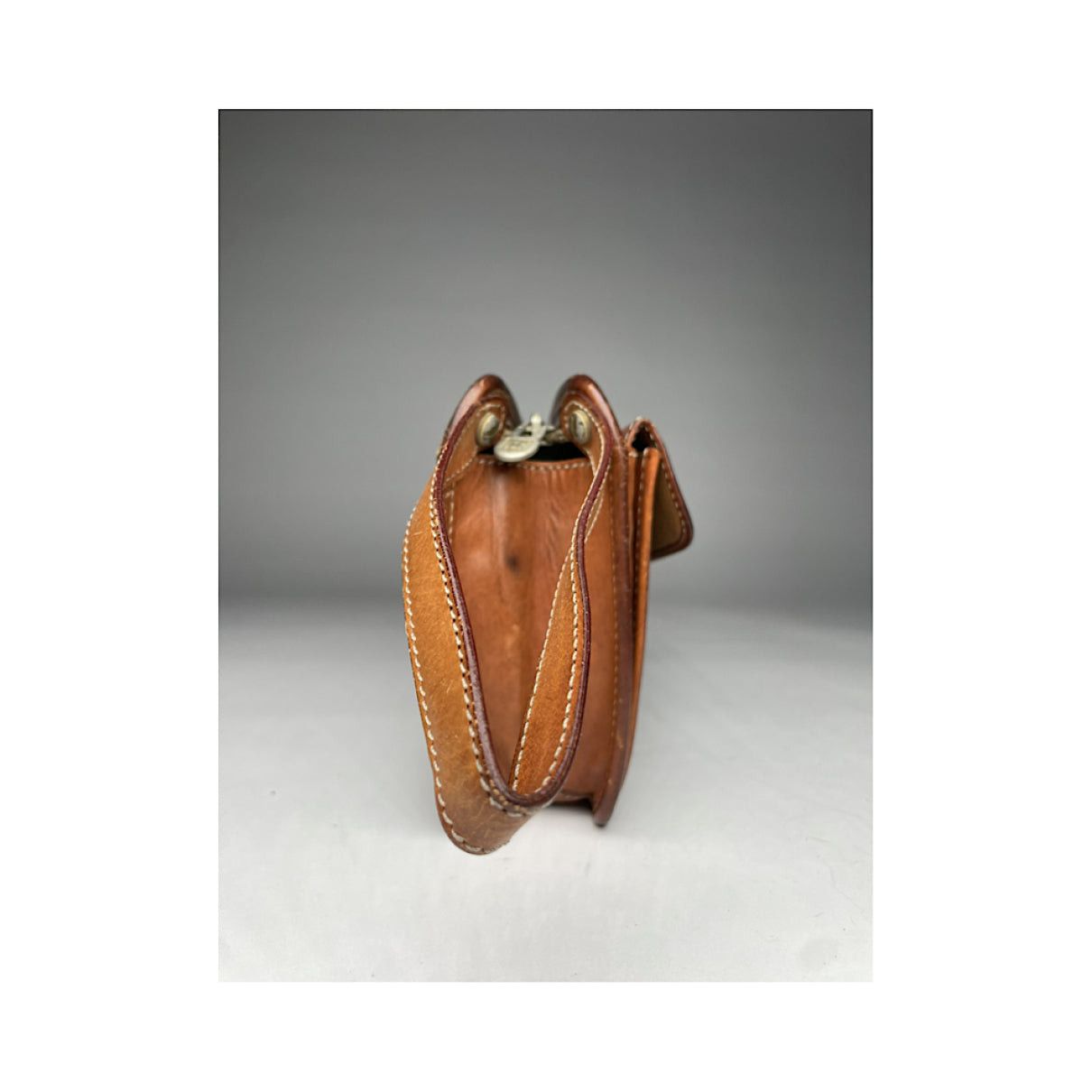 Celine Triomphe Vintage Brown Leather Clutch Bag Size ONE SIZE - 5 Thumbnail