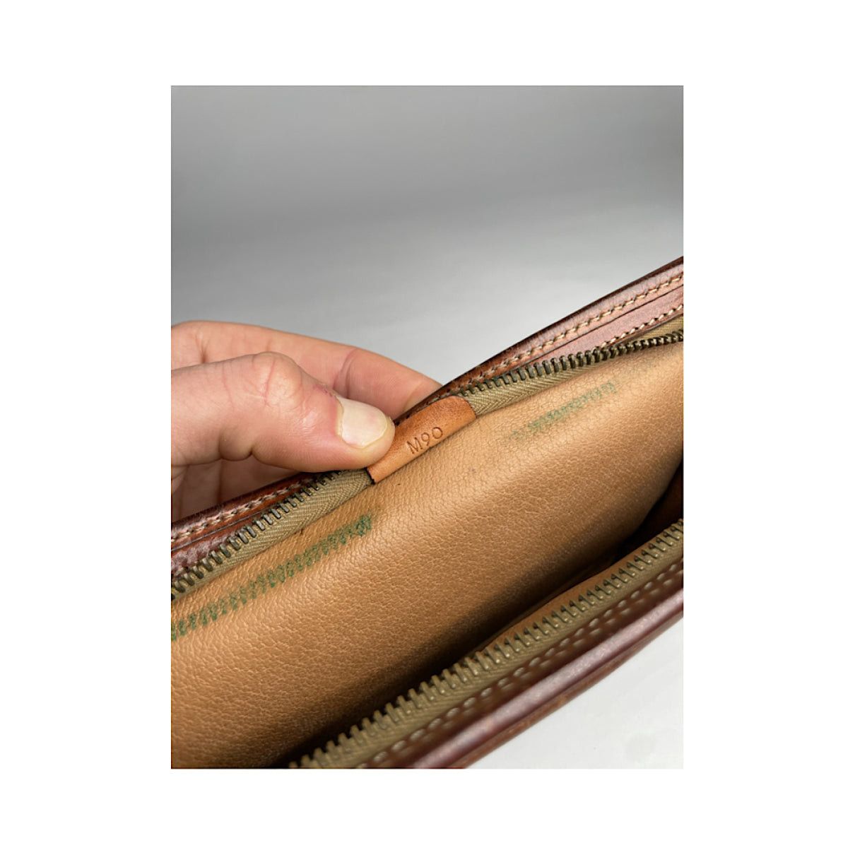 Celine Triomphe Vintage Brown Leather Clutch Bag Size ONE SIZE - 4 Thumbnail