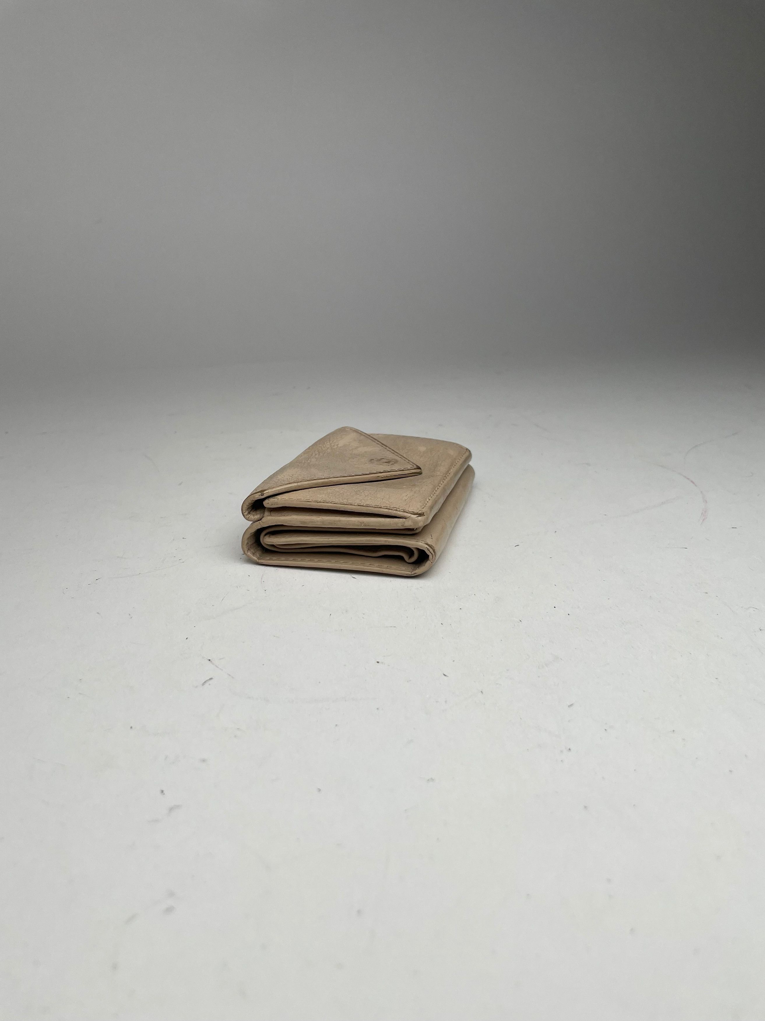 Balenciaga Vintage Leather Card Holder Beige Size ONE SIZE - 7 Thumbnail