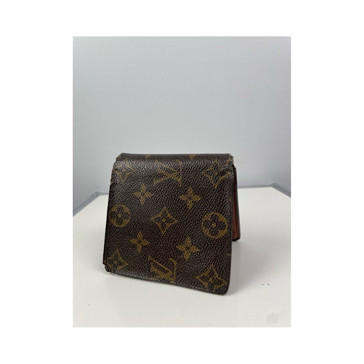 Louis Vuitton Brown Leather Purse Size ONE SIZE - 3 Thumbnail