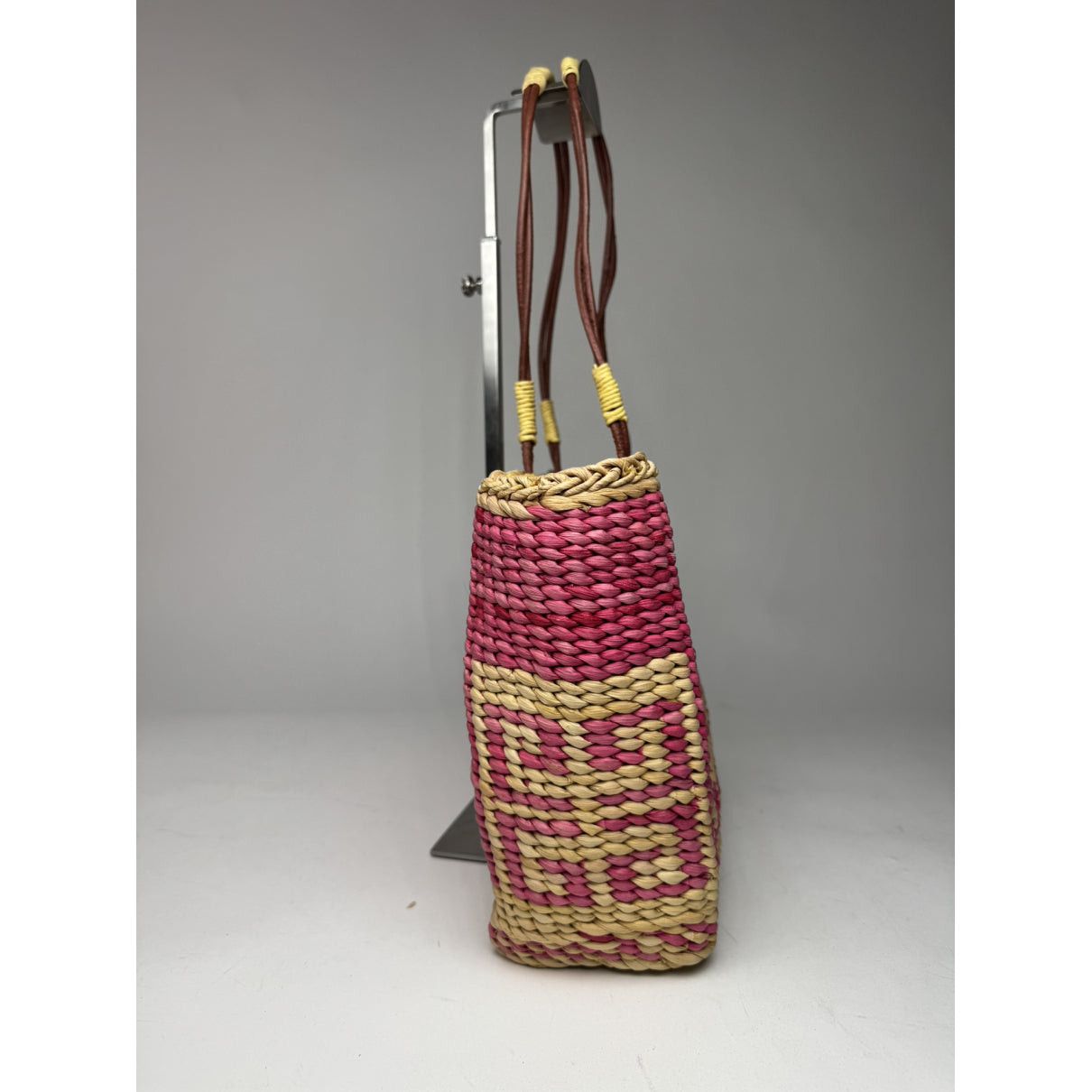 Givenchy 4G Pink Wicker Handbag Size ONE SIZE - 4 Thumbnail