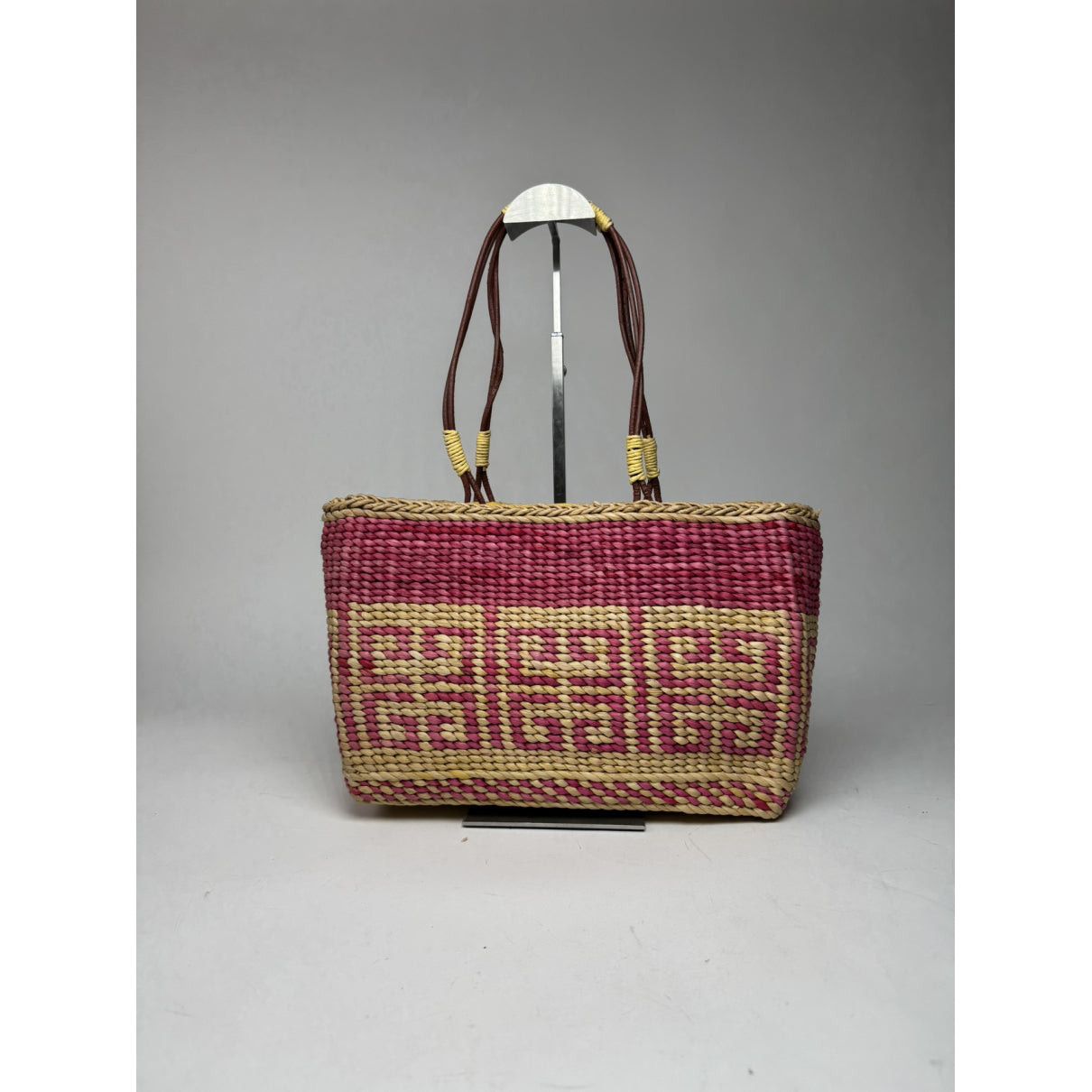 Givenchy 4G Pink Wicker Handbag Size ONE SIZE - 3 Thumbnail