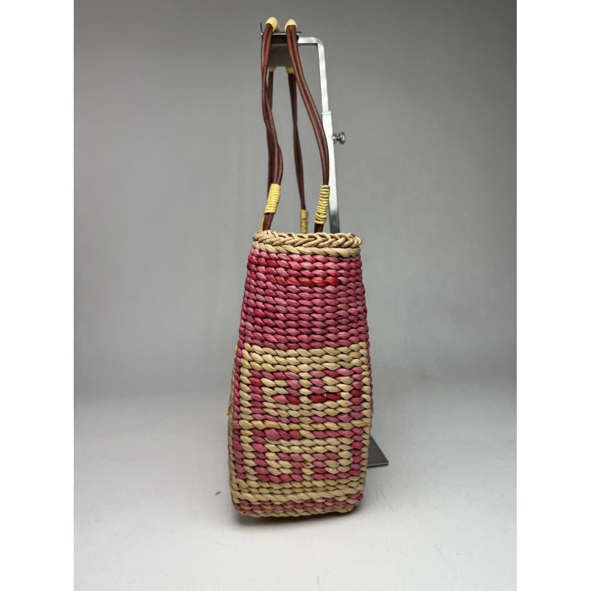 Givenchy 4G Pink Wicker Handbag Size ONE SIZE - 2 Thumbnail