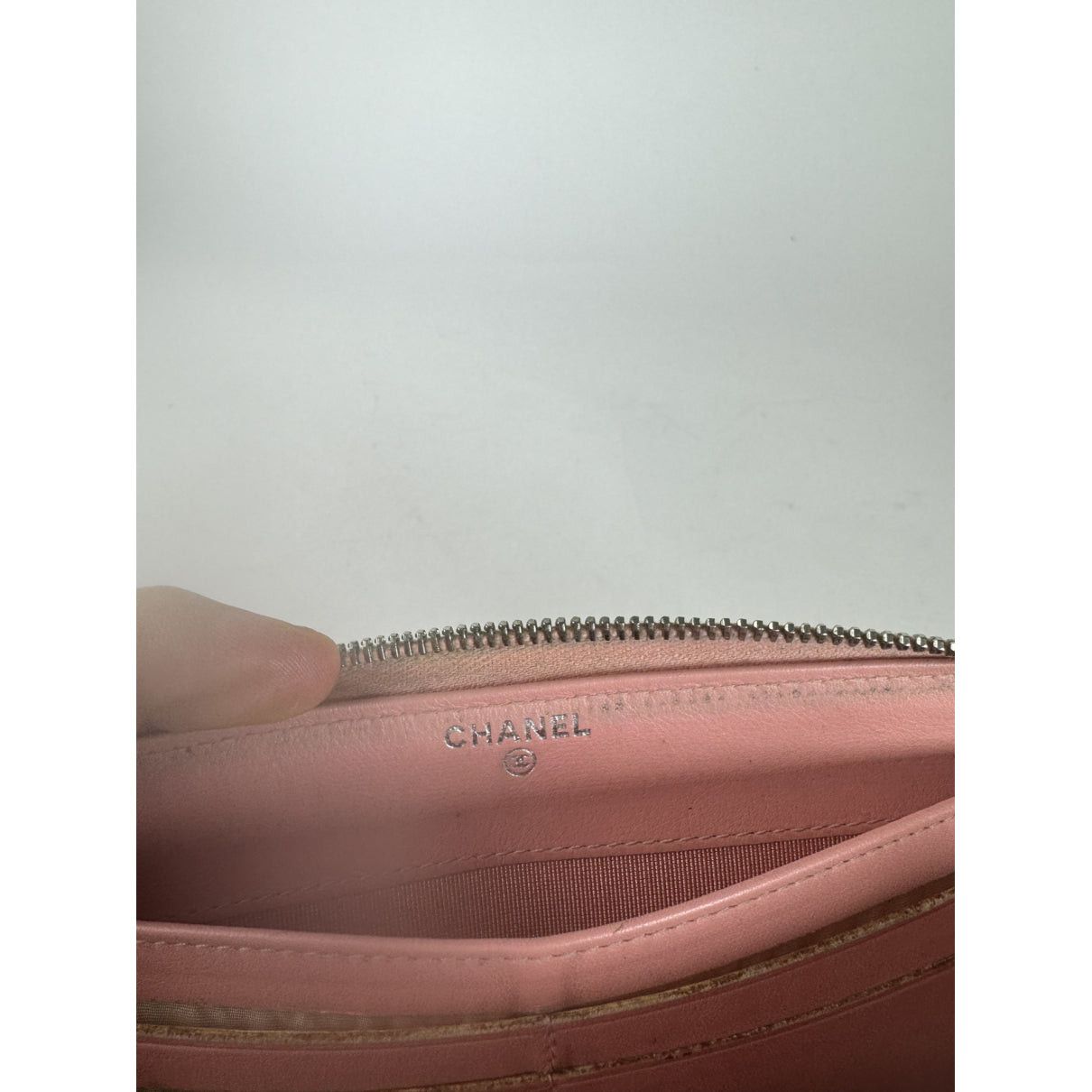 Chanel Timeless/Classique Orange Patent Leather Wallet Size ONE SIZE - 4 Thumbnail