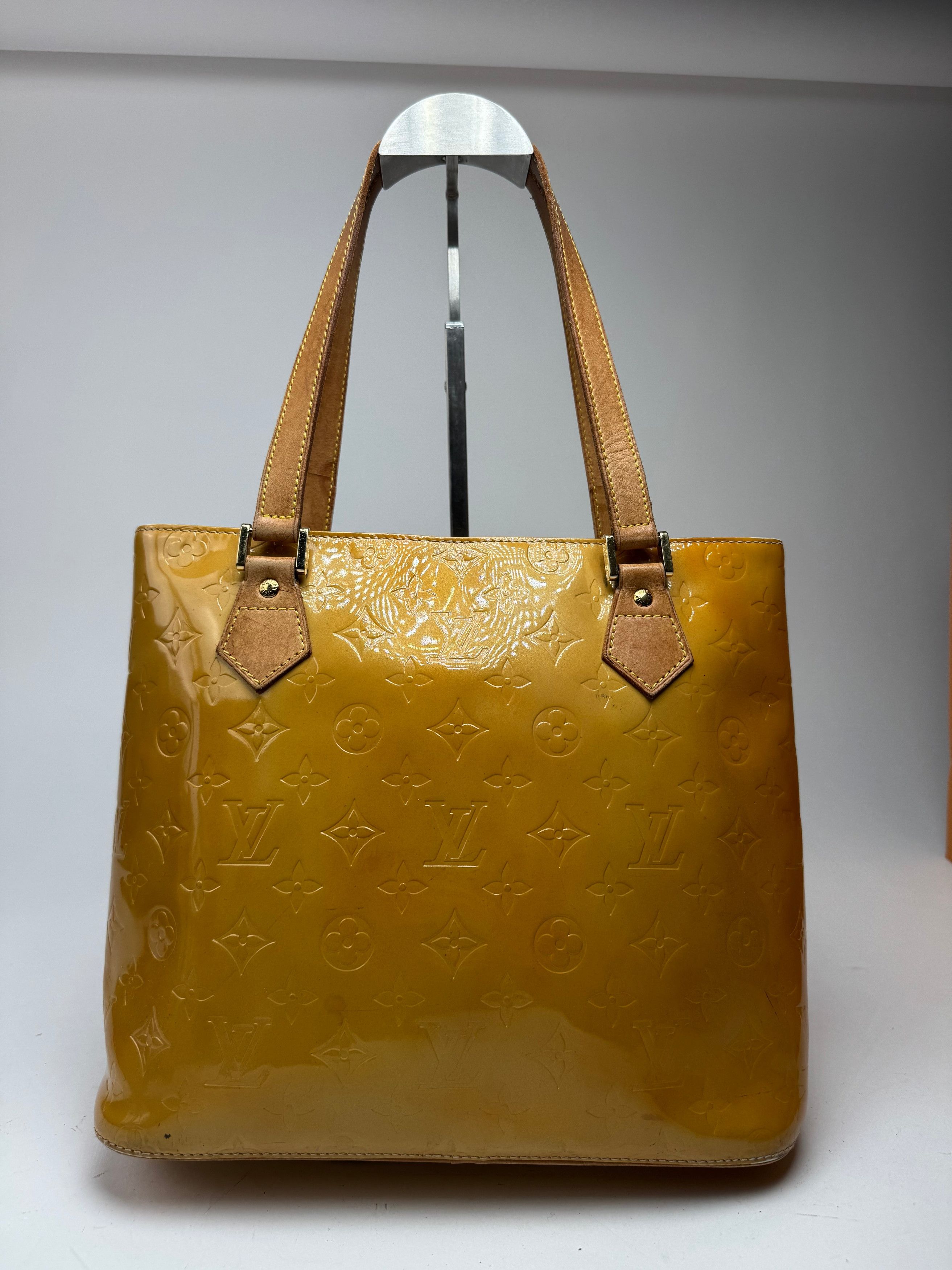 Louis Vuitton Vintage Vernis Leather Bag Yellow Size ONE SIZE - 6 Thumbnail