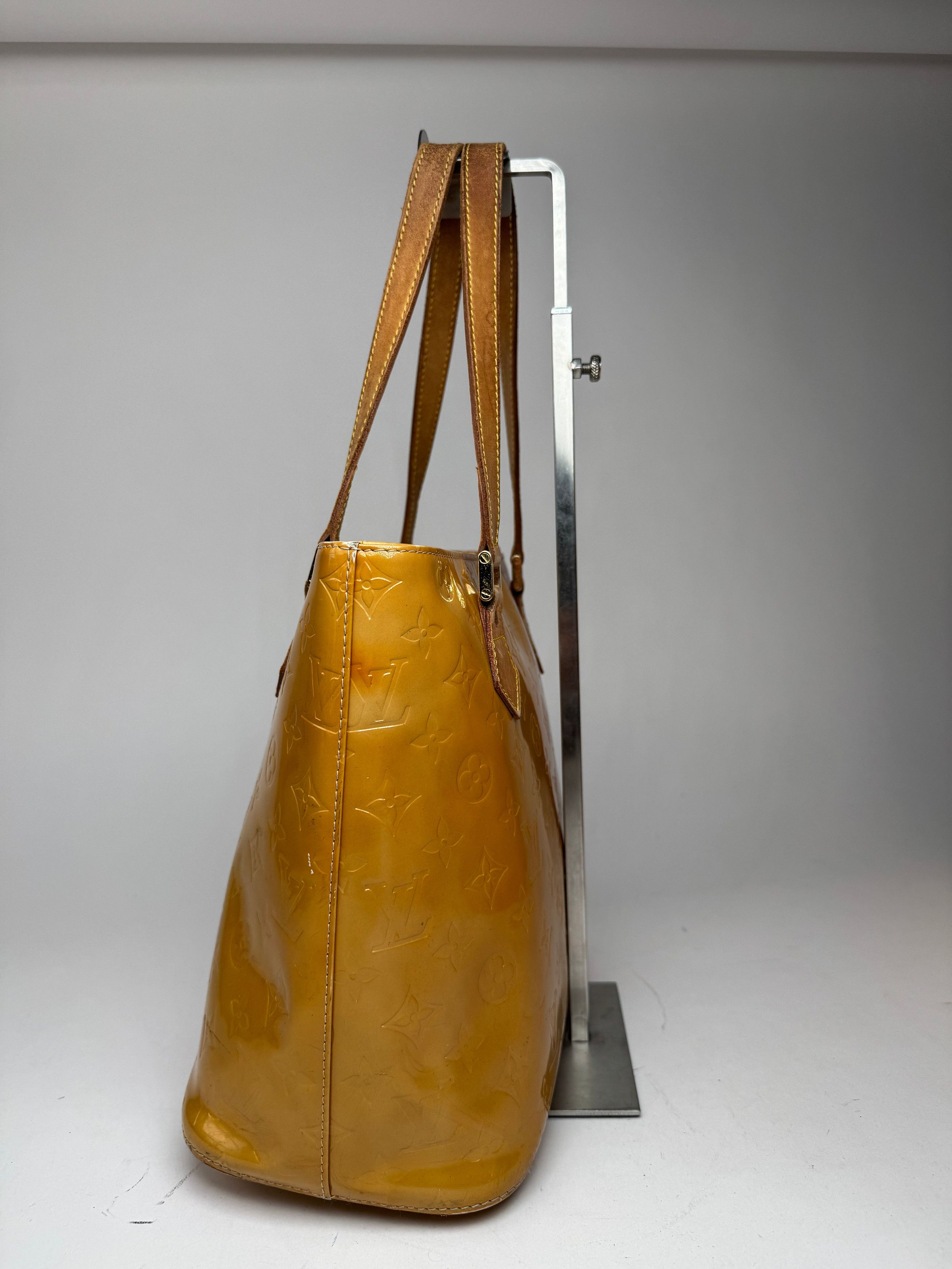 Louis Vuitton Vintage Vernis Leather Bag Yellow Size ONE SIZE - 5 Thumbnail