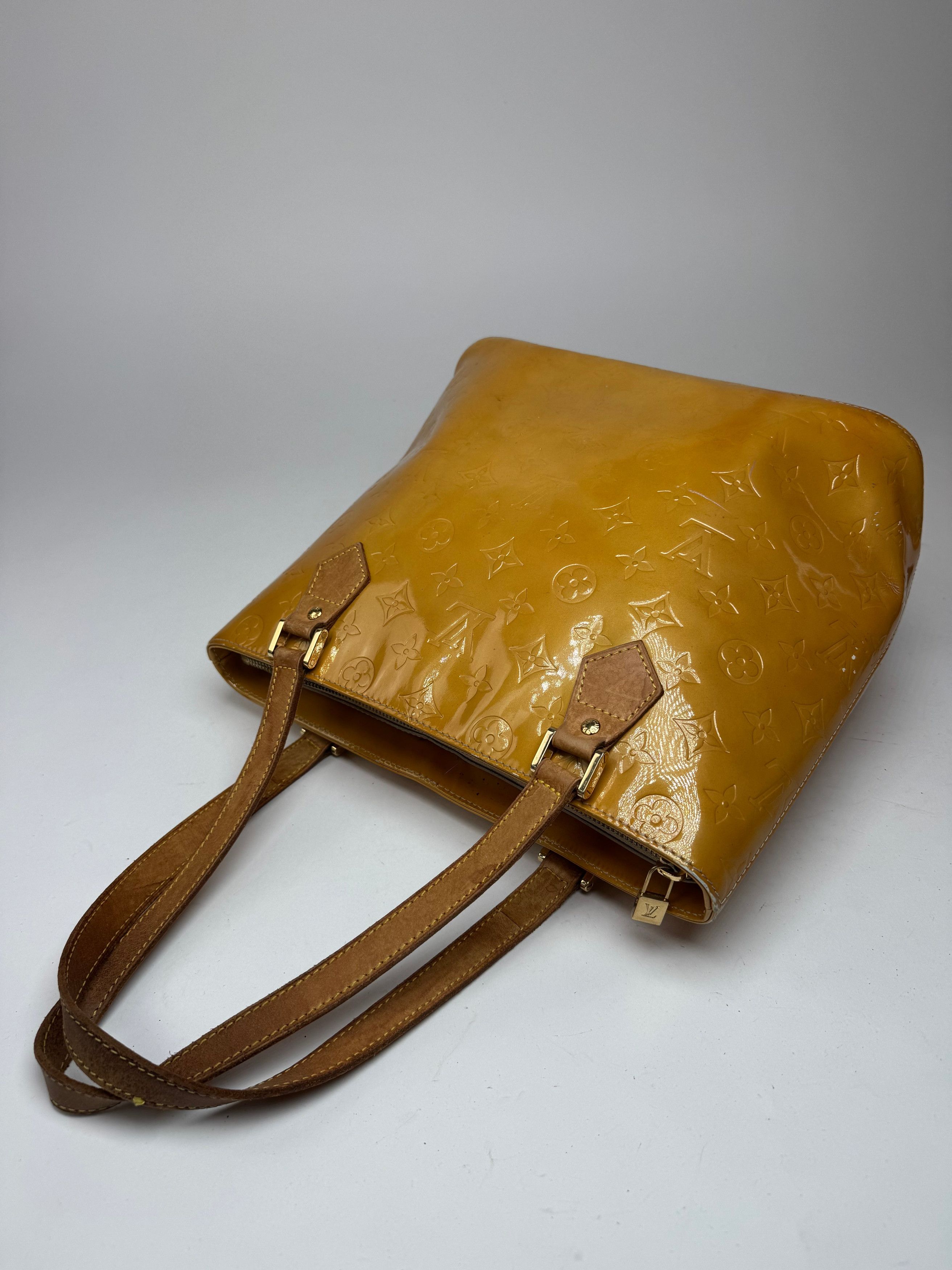 Louis Vuitton Vintage Vernis Leather Bag Yellow Size ONE SIZE - 7 Thumbnail
