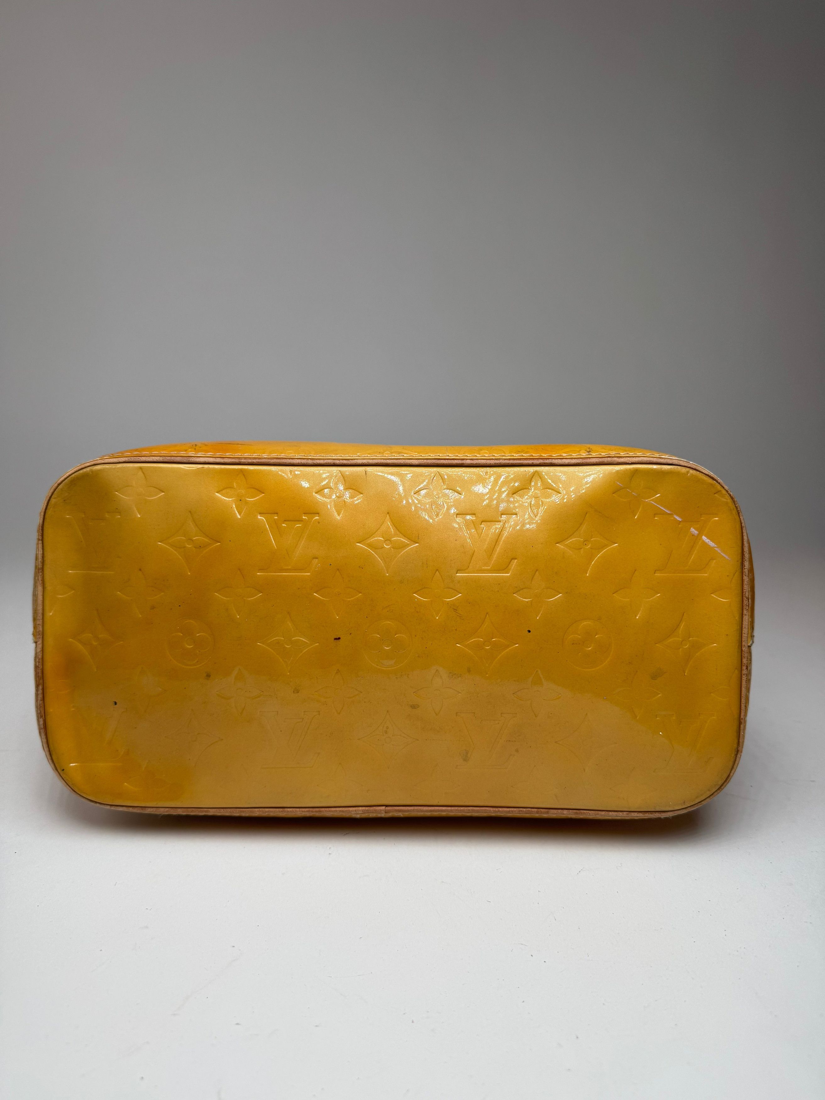 Louis Vuitton Vintage Vernis Leather Bag Yellow Size ONE SIZE - 9 Thumbnail