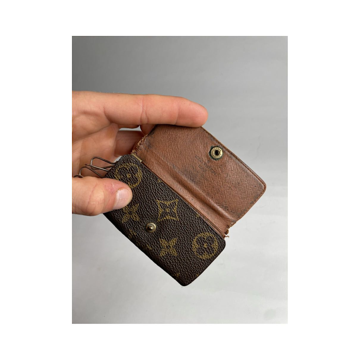 Louis Vuitton Lockme Brown Leather Purse Size ONE SIZE - 2 Thumbnail