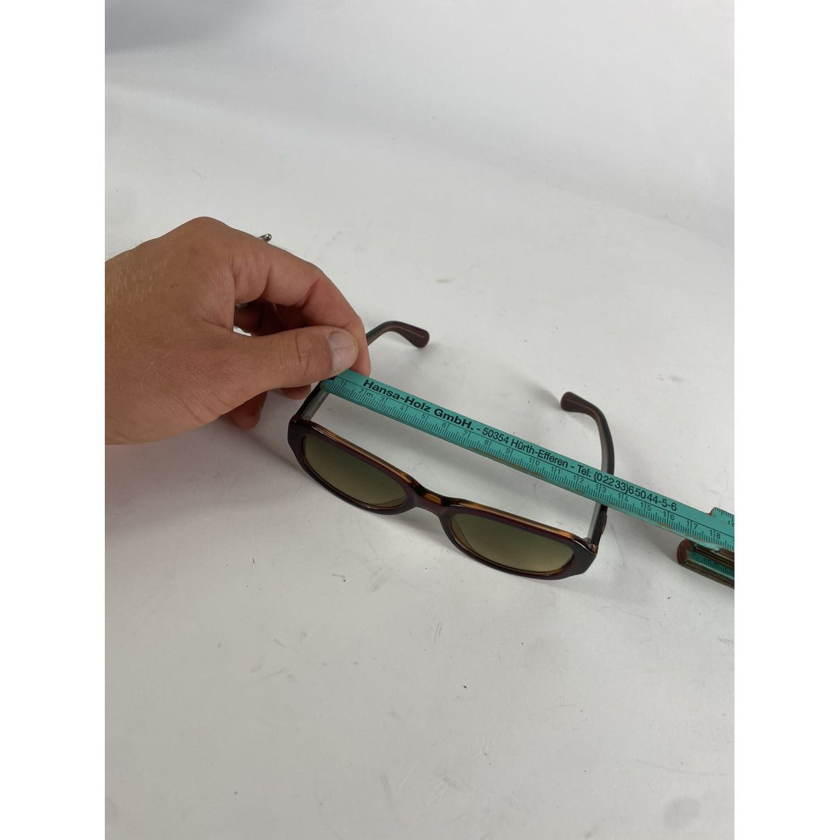 Fendi Red Plastic Sunglasses Size ONE SIZE - 5 Thumbnail