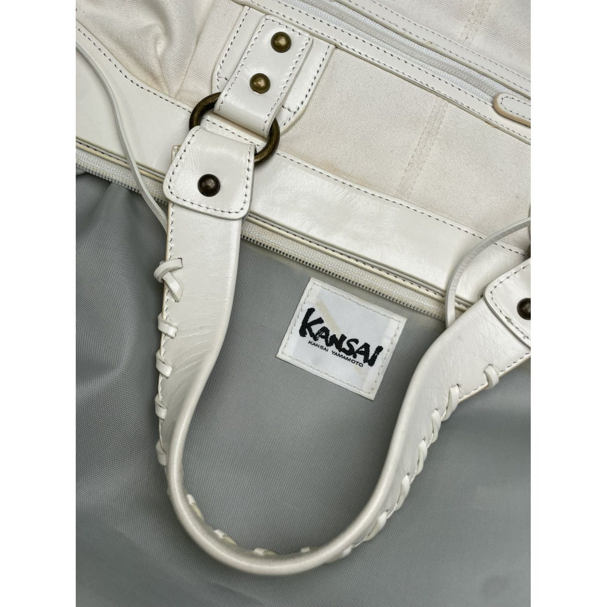 Kansai Yamamoto White Patent Leather Handbag Size ONE SIZE - 3 Thumbnail