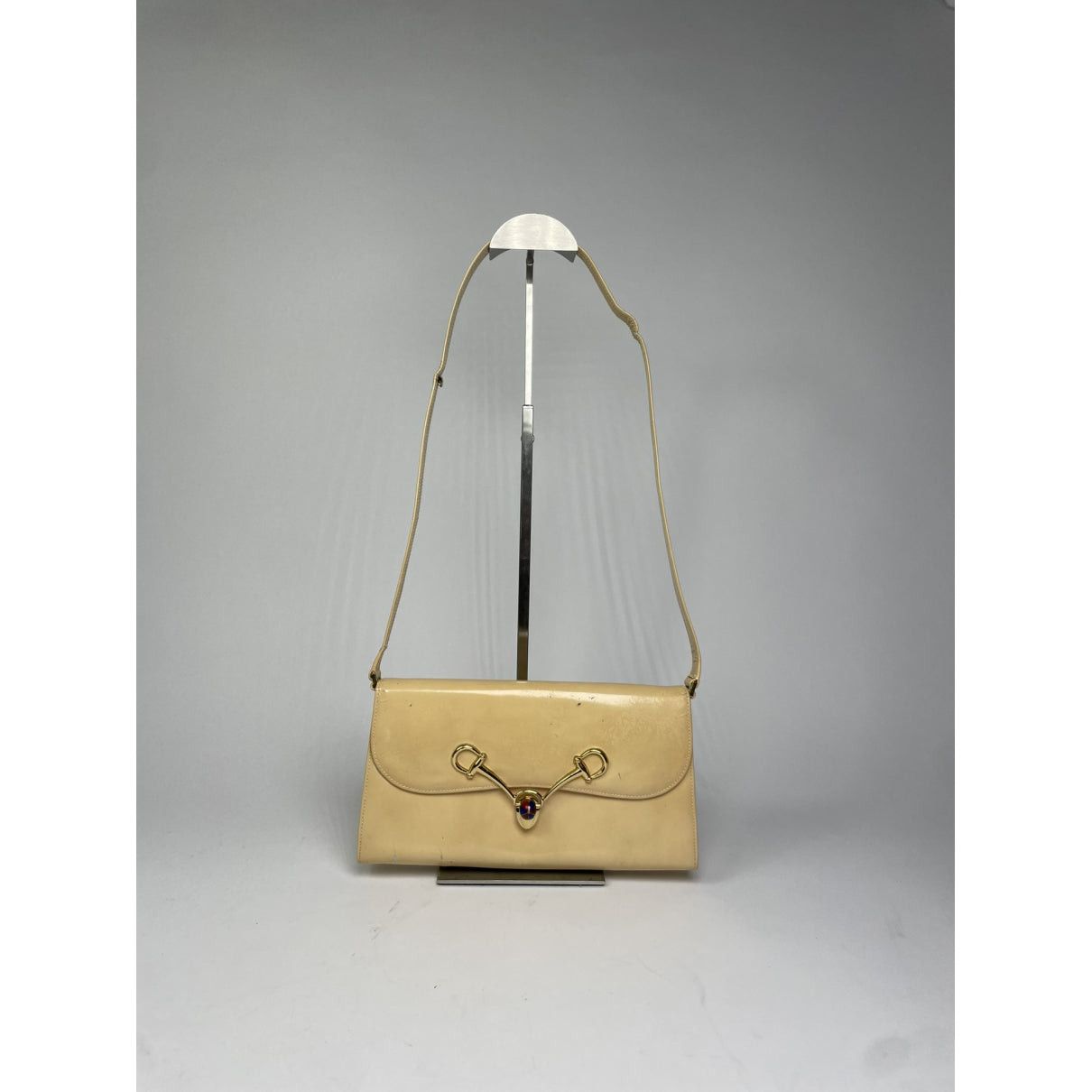 Gucci Aphrodite Beige Patent Leather Handbag Size ONE SIZE - 2 Thumbnail