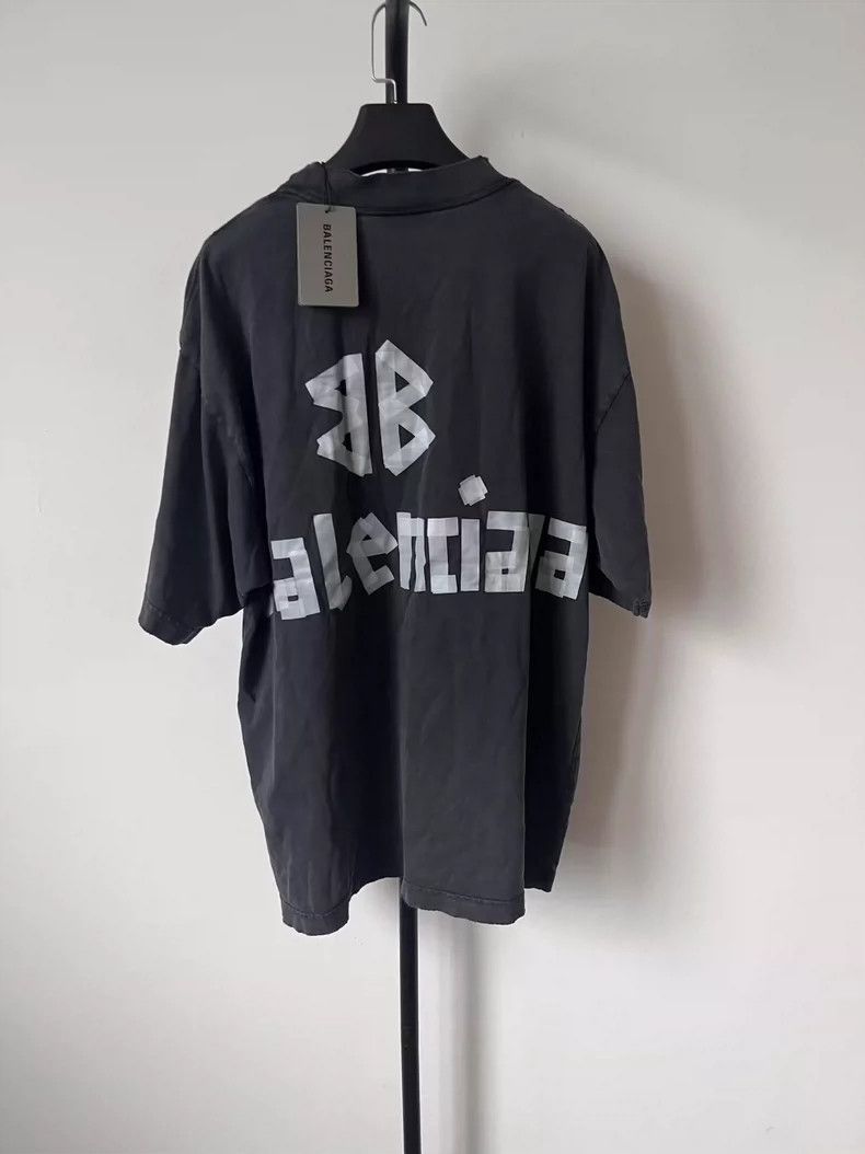 Balenciaga Balenciaga Logo Round Neck Short Sleeve T-shirt - dmc Size US S / EU 44-46 / 1 - 2 Thumbnail