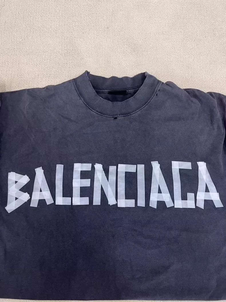 Balenciaga Balenciaga Logo Round Neck Short Sleeve T-shirt - dmc Size US S / EU 44-46 / 1 - 3 Thumbnail