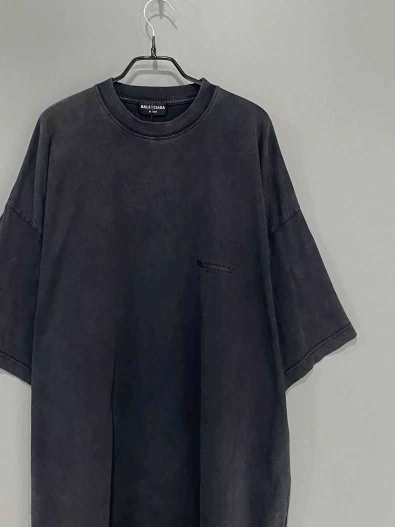 Balenciaga Balenciaga Logo Covered Short Sleeve Tee - dmc Size US M / EU 48-50 / 2 - 3 Thumbnail