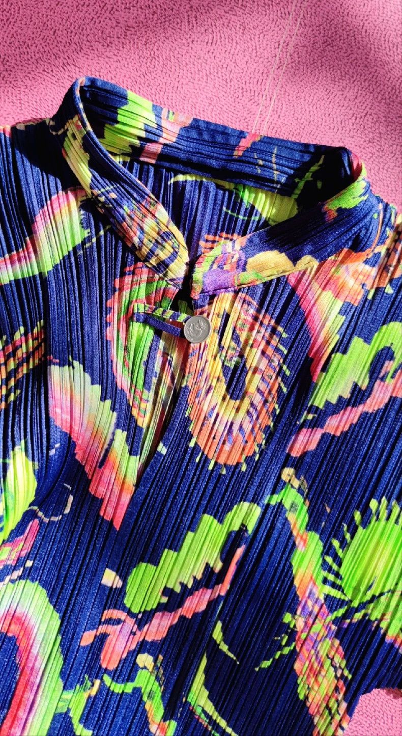 Issey Miyake Mandarin Collar Phoenix Print Short Sleeve Top - dmc Size US M / EU 48-50 / 2 - 6 Thumbnail