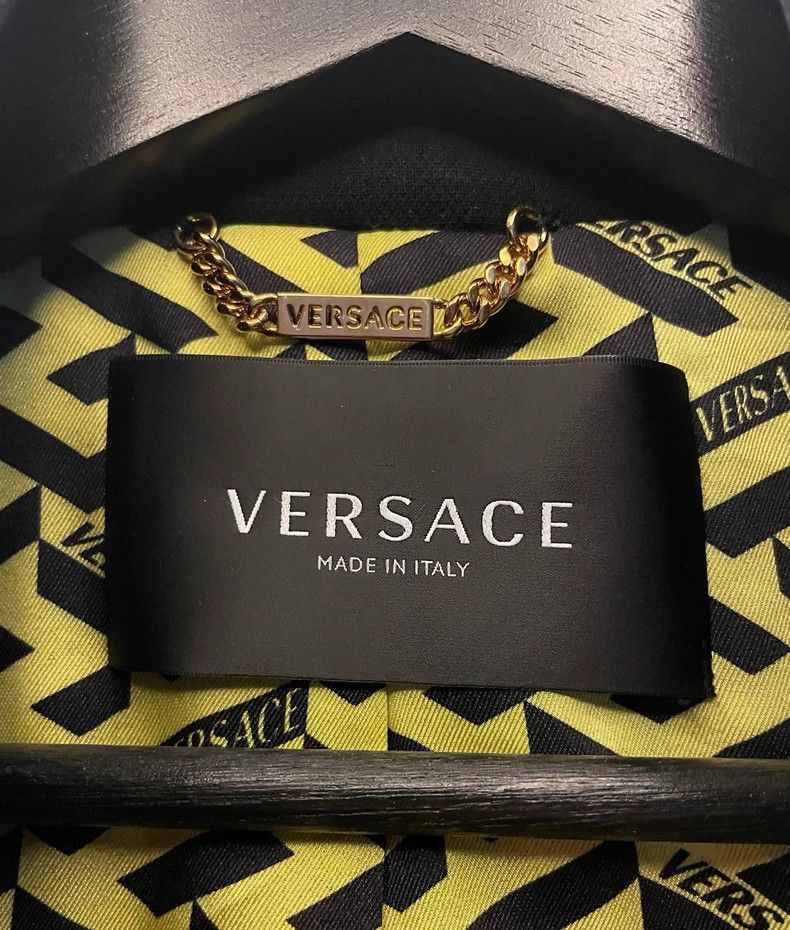 Versace Versace Women's Black Long Coat - dmc Size US L / EU 52-54 / 3 - 3 Thumbnail