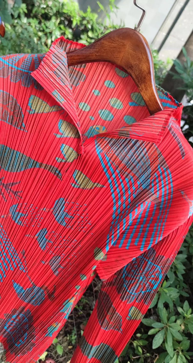 Issey Miyake Red Vintage Pleated Mandarin Collar Top - dmc Size US M / EU 48-50 / 2 - 2 Thumbnail