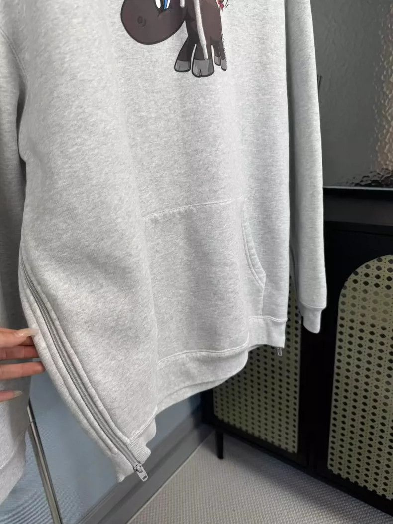Balenciaga Balenciaga Gray Cartoon Cow Zip Hoodie - dmc Size US S / EU 44-46 / 1 - 3 Thumbnail