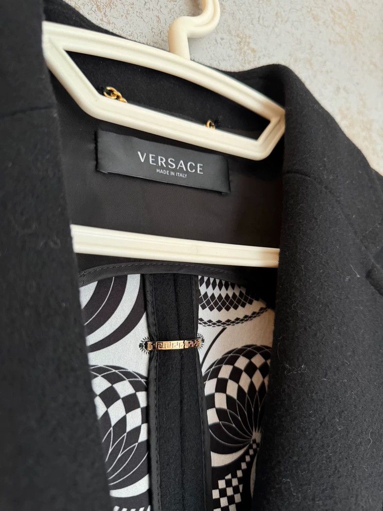 Versace VERSACE Black Wool Women's Coat - dmc Size US L / EU 52-54 / 3 - 2 Thumbnail