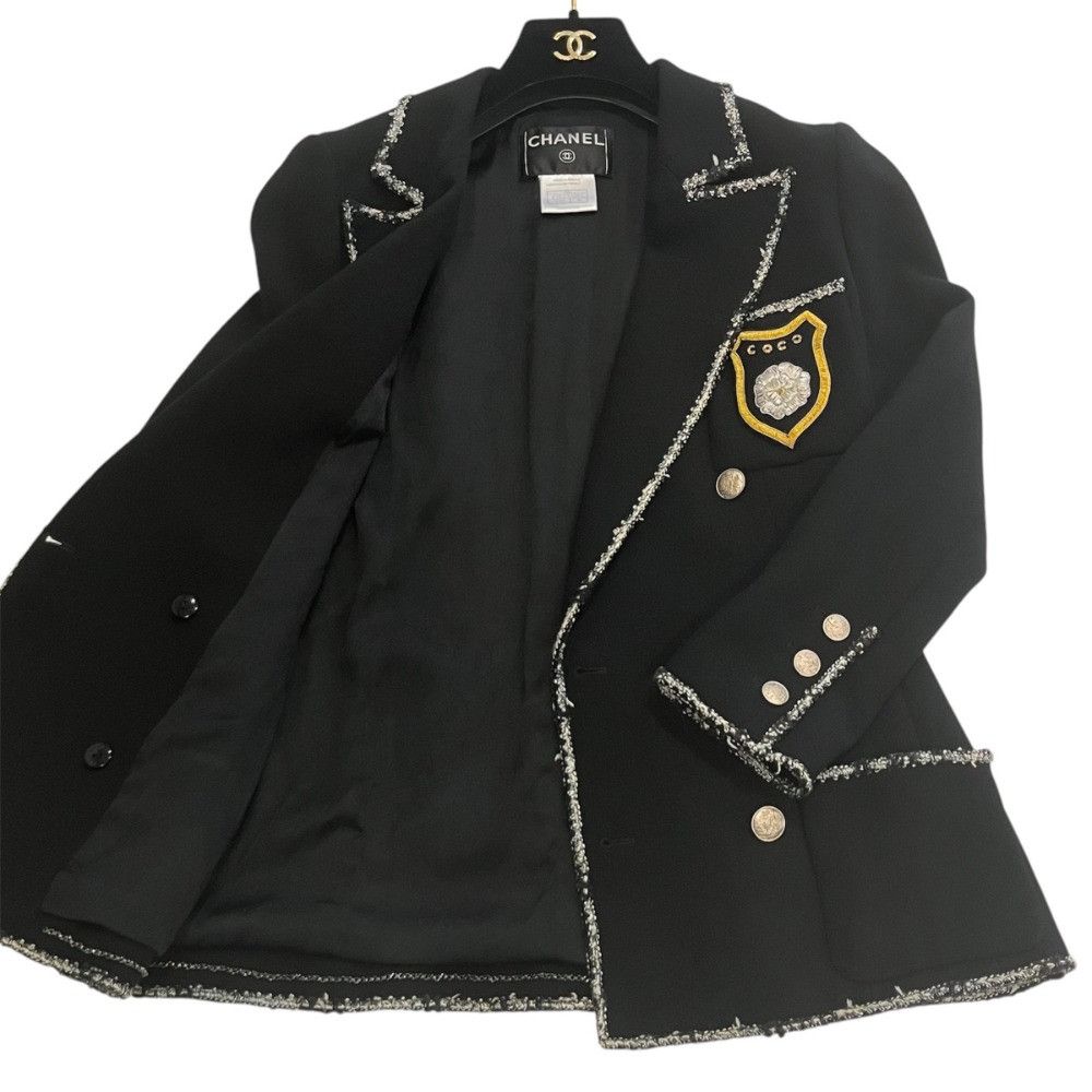 Chanel Chanel Chanel COCO Camellia Emblem Wool Tweed Jacket Others Outerwear P24937 DUTY FREE for USA Size ONE SIZE - 3 Thumbnail